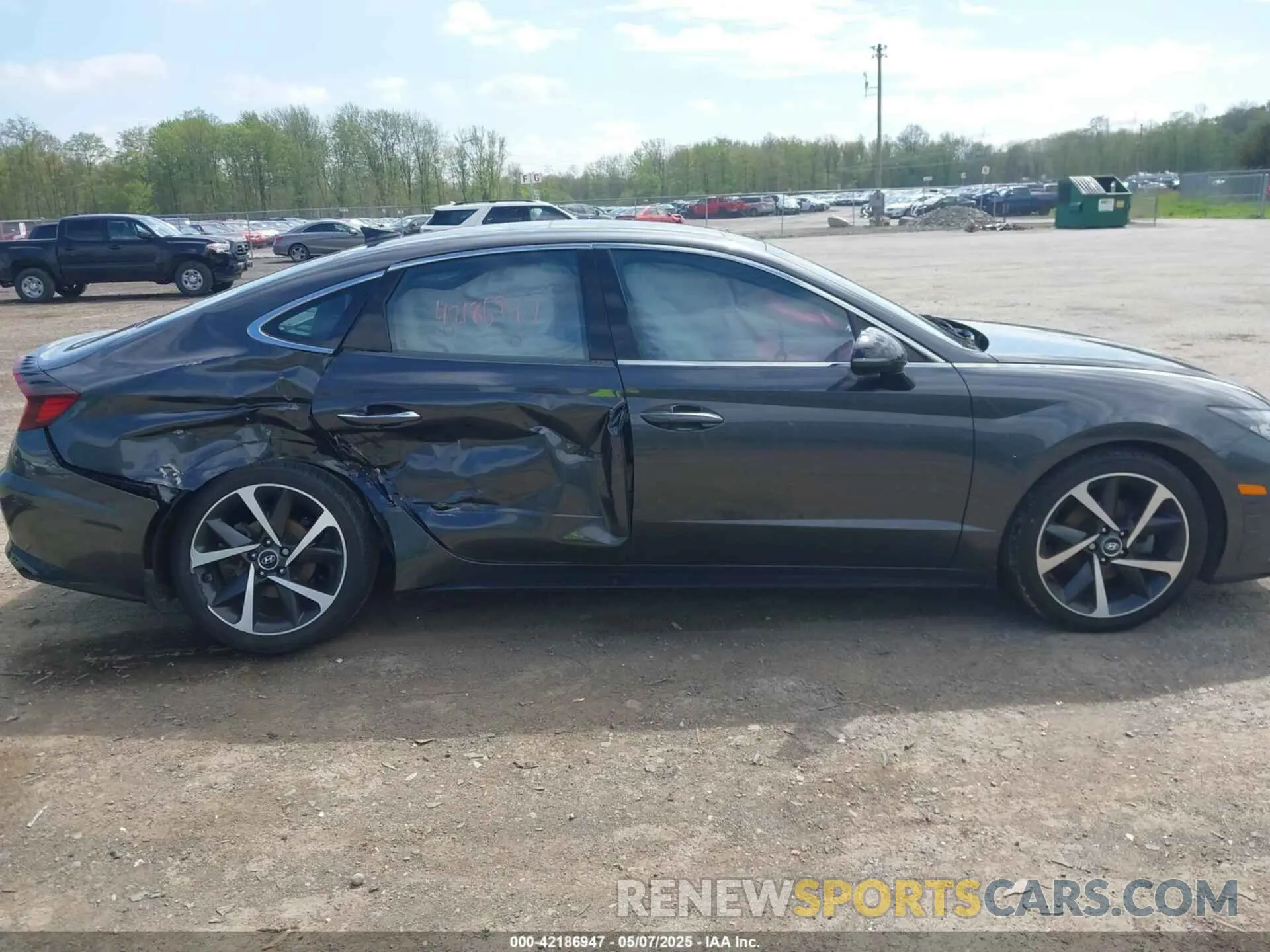 13 Photograph of a damaged car 5NPEJ4J27MH132434 HYUNDAI SONATA 2021