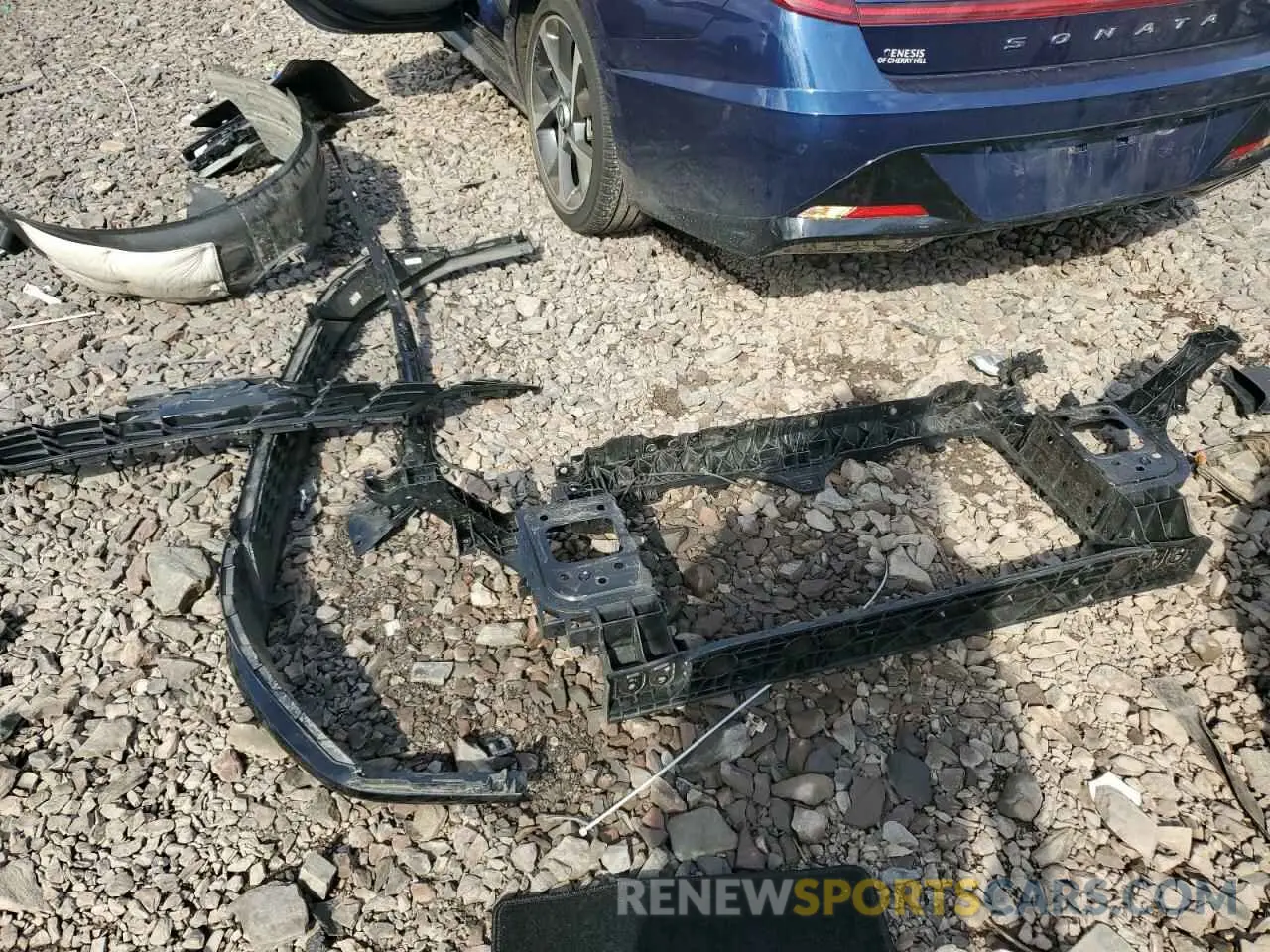 12 Photograph of a damaged car 5NPEJ4J28MH112175 HYUNDAI SONATA 2021
