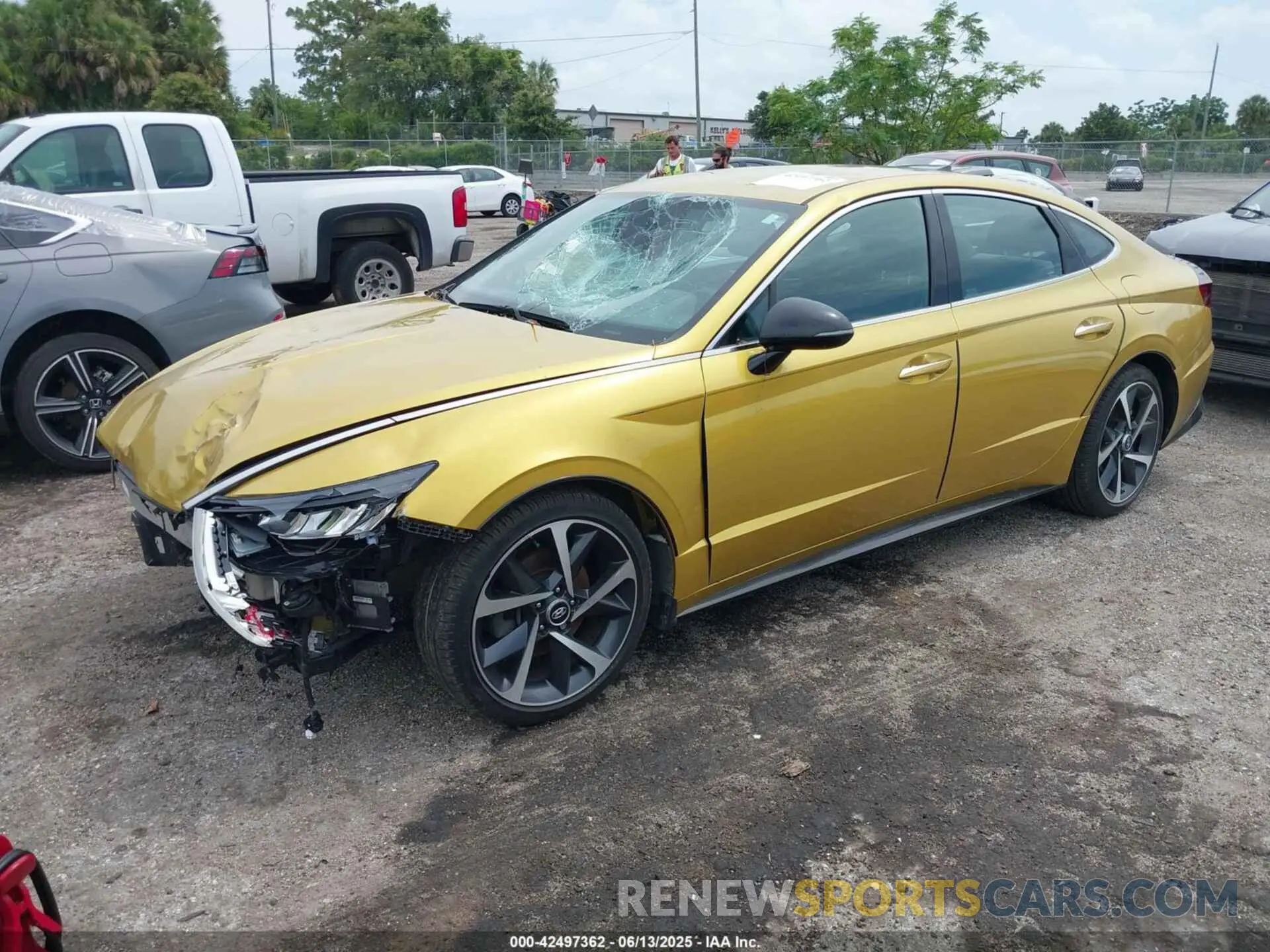 2 Photograph of a damaged car 5NPEJ4J2XMH066378 HYUNDAI SONATA 2021