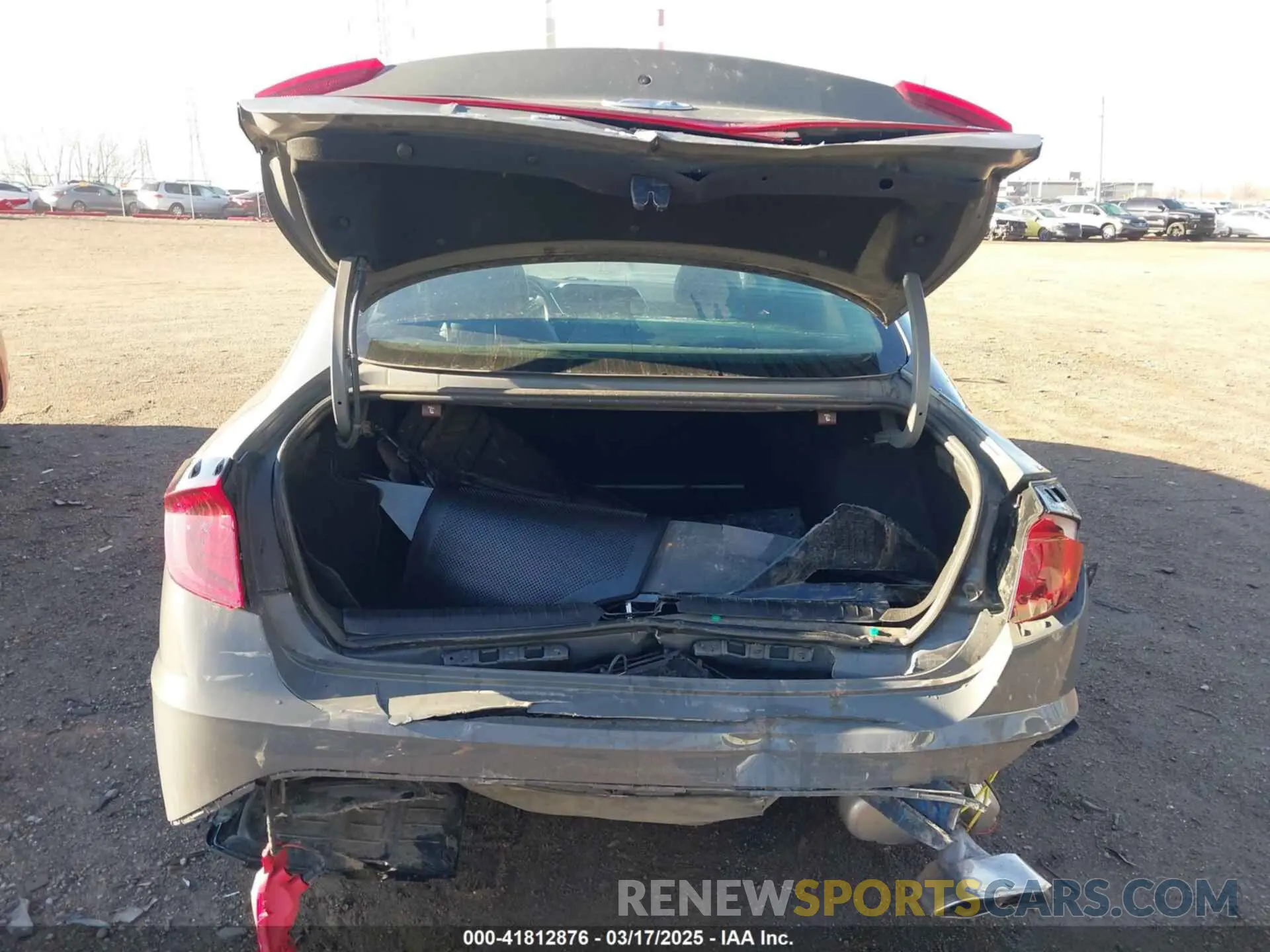 17 Photograph of a damaged car 5NPEJ4J2XMH069667 HYUNDAI SONATA 2021