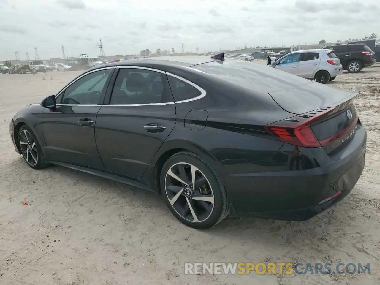 2 Photograph of a damaged car 5NPEJ4J2XMH106927 HYUNDAI SONATA 2021