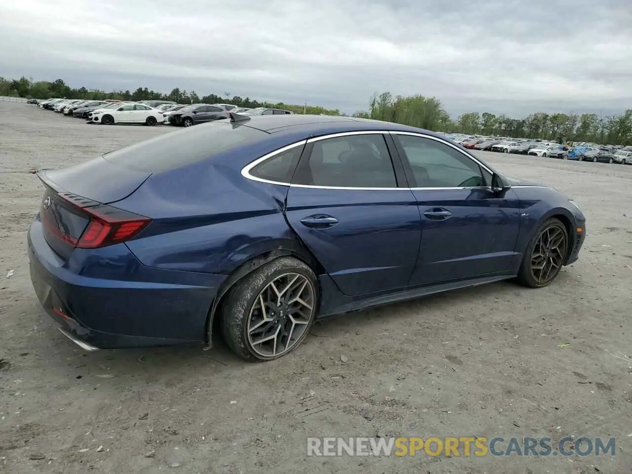 3 Photograph of a damaged car 5NPEK4JC1MH122889 HYUNDAI SONATA 2021