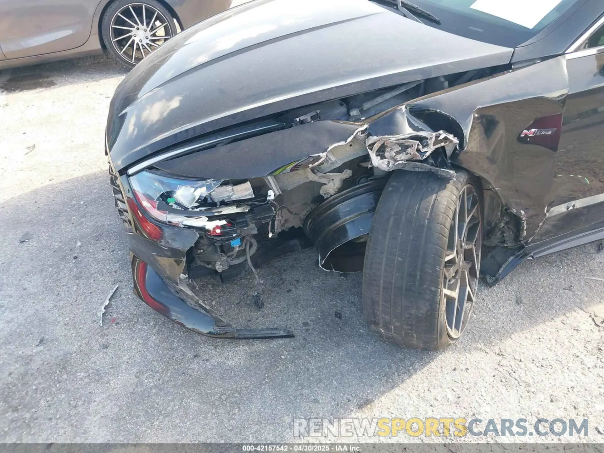 17 Photograph of a damaged car 5NPEK4JC2MH108693 HYUNDAI SONATA 2021