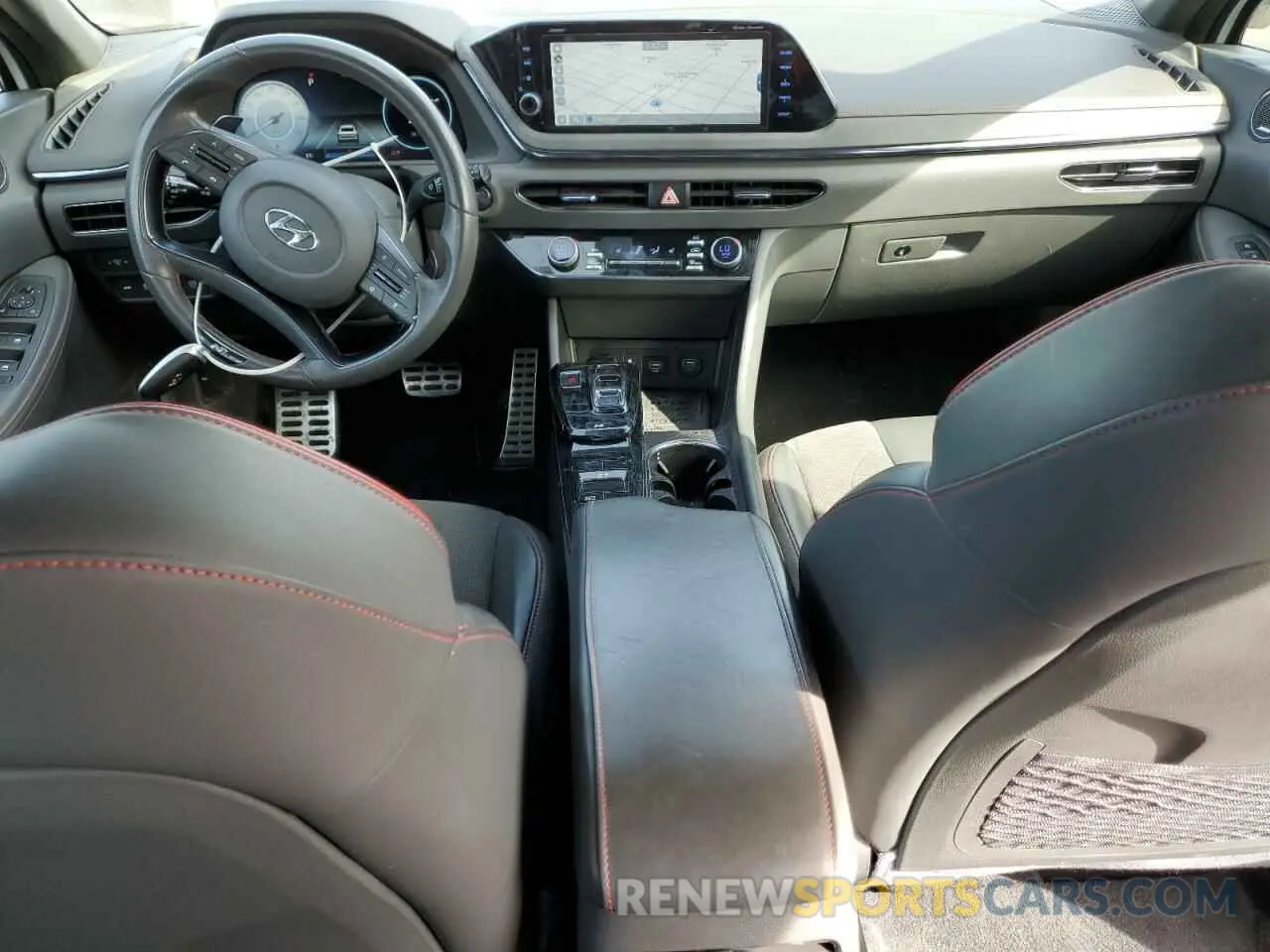 8 Photograph of a damaged car 5NPEK4JC2MH108726 HYUNDAI SONATA 2021