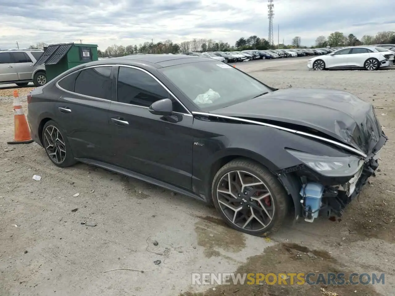 4 Photograph of a damaged car 5NPEK4JC8MH124655 HYUNDAI SONATA 2021