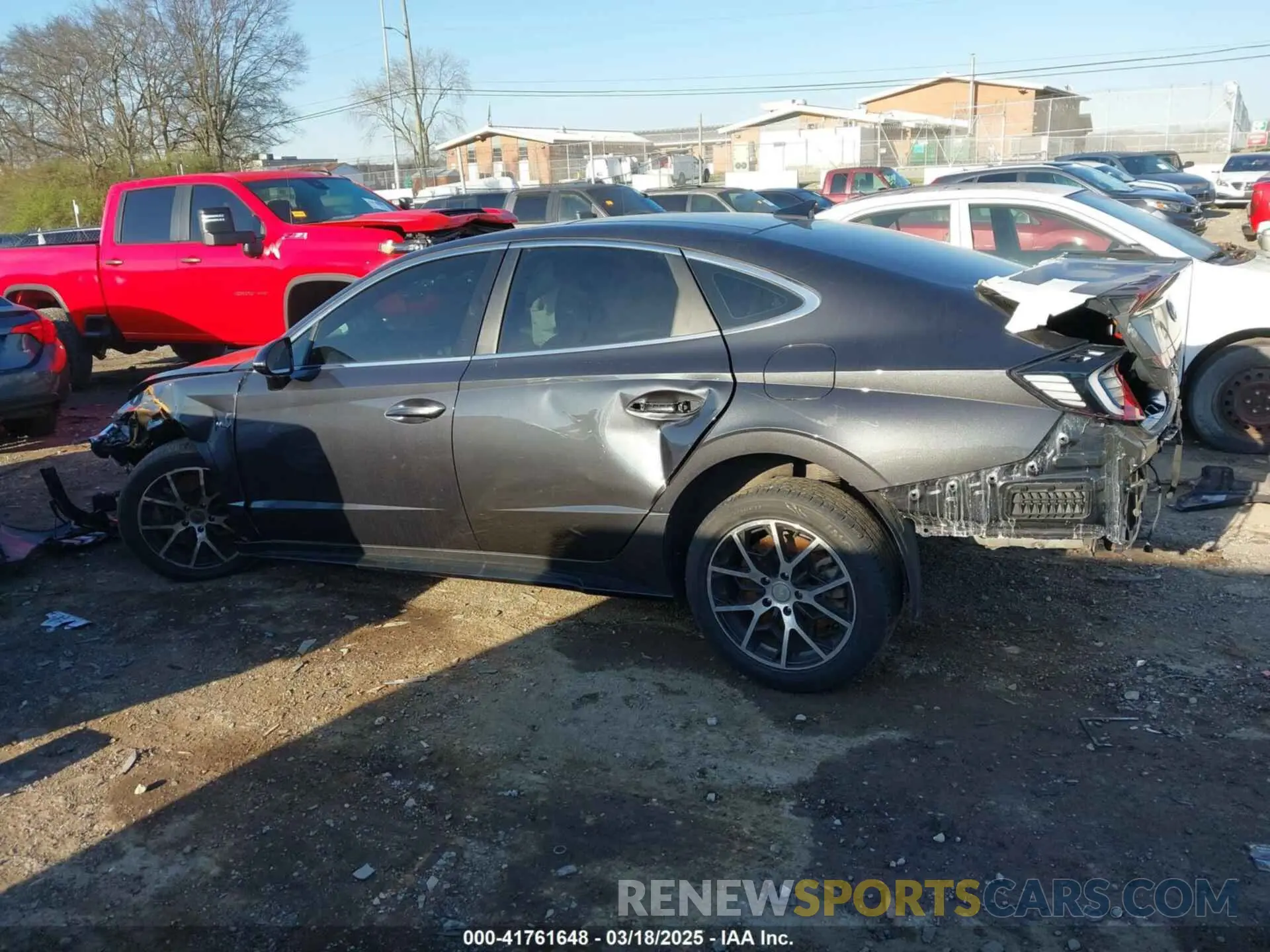 15 Photograph of a damaged car 5NPEK4JC8MH130584 HYUNDAI SONATA 2021