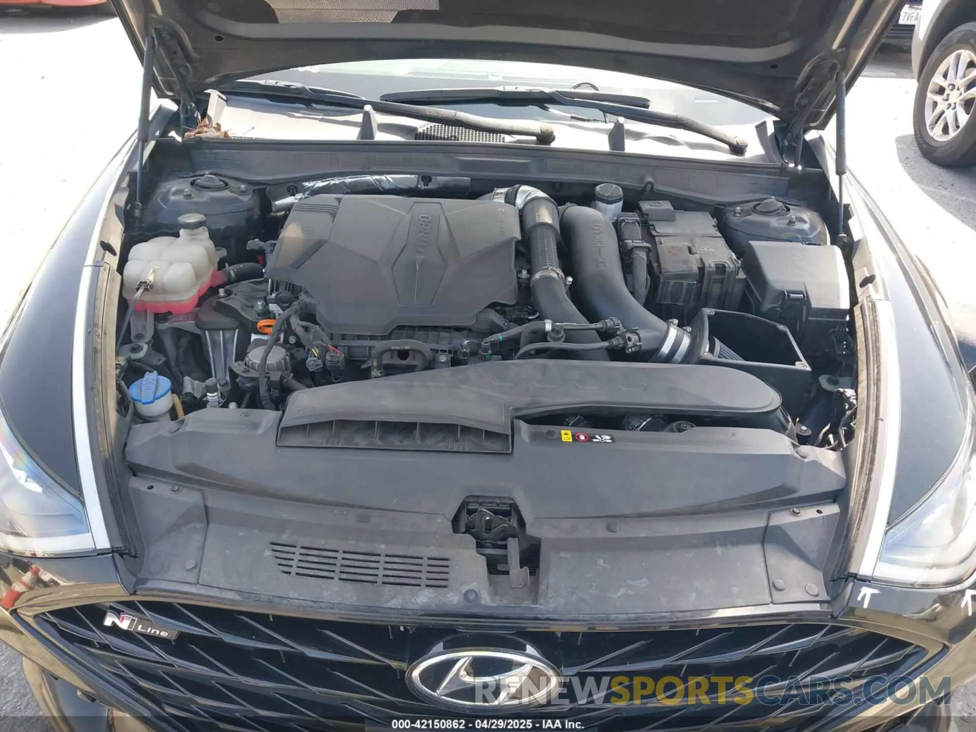 10 Photograph of a damaged car 5NPEK4JC8MH130844 HYUNDAI SONATA 2021
