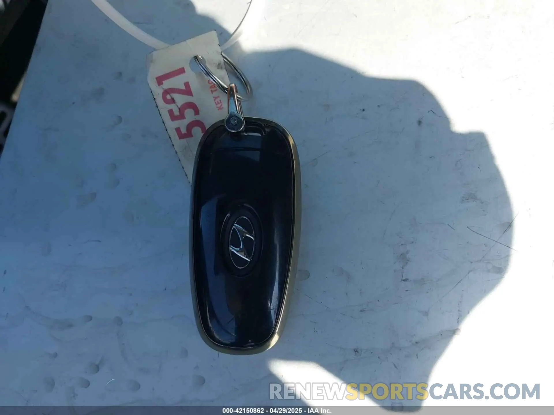 11 Photograph of a damaged car 5NPEK4JC8MH130844 HYUNDAI SONATA 2021