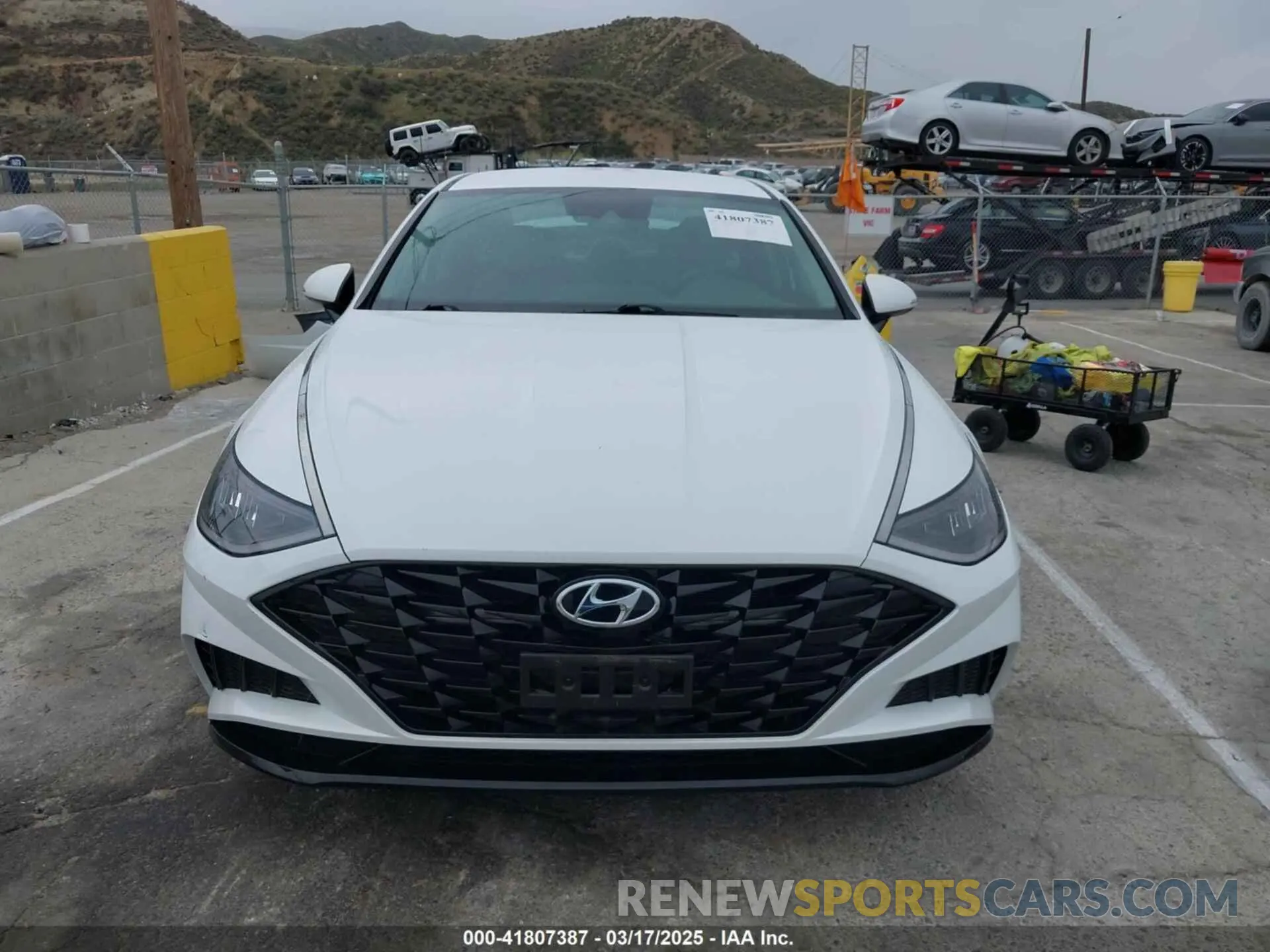 13 Photograph of a damaged car 5NPEL4JA1MH071406 HYUNDAI SONATA 2021