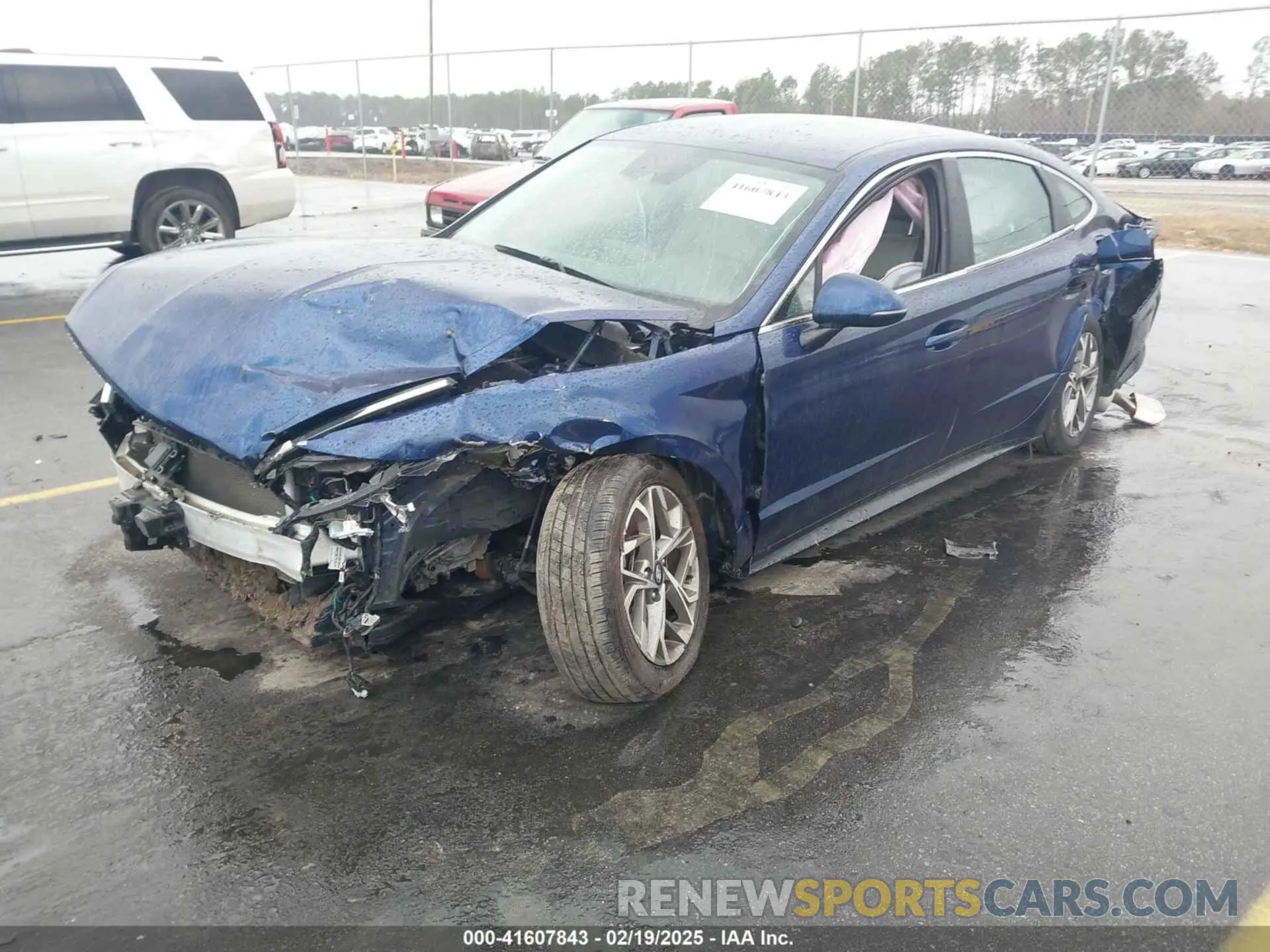 2 Photograph of a damaged car 5NPEL4JA1MH128946 HYUNDAI SONATA 2021