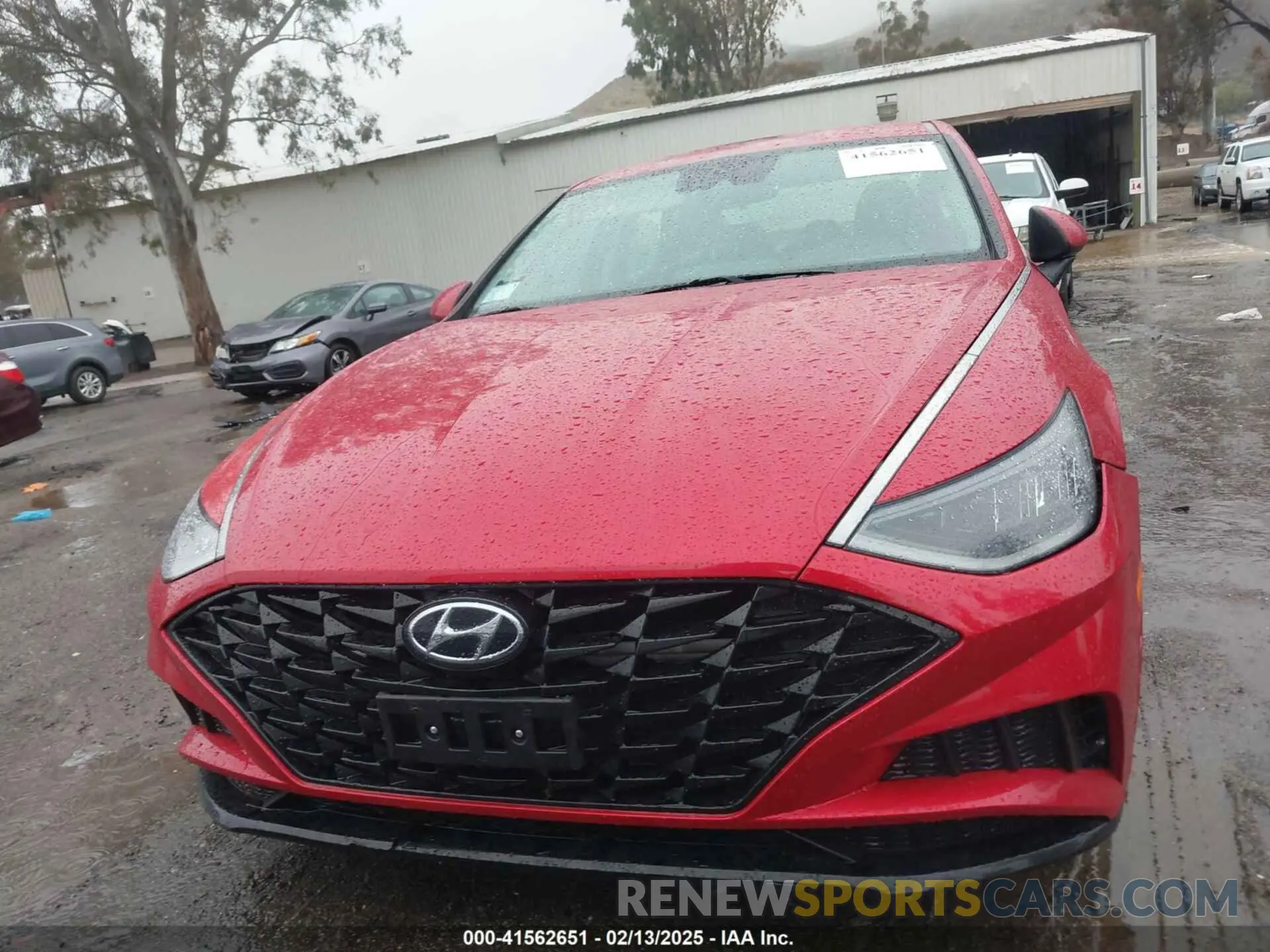 11 Photograph of a damaged car 5NPEL4JA2MH079627 HYUNDAI SONATA 2021