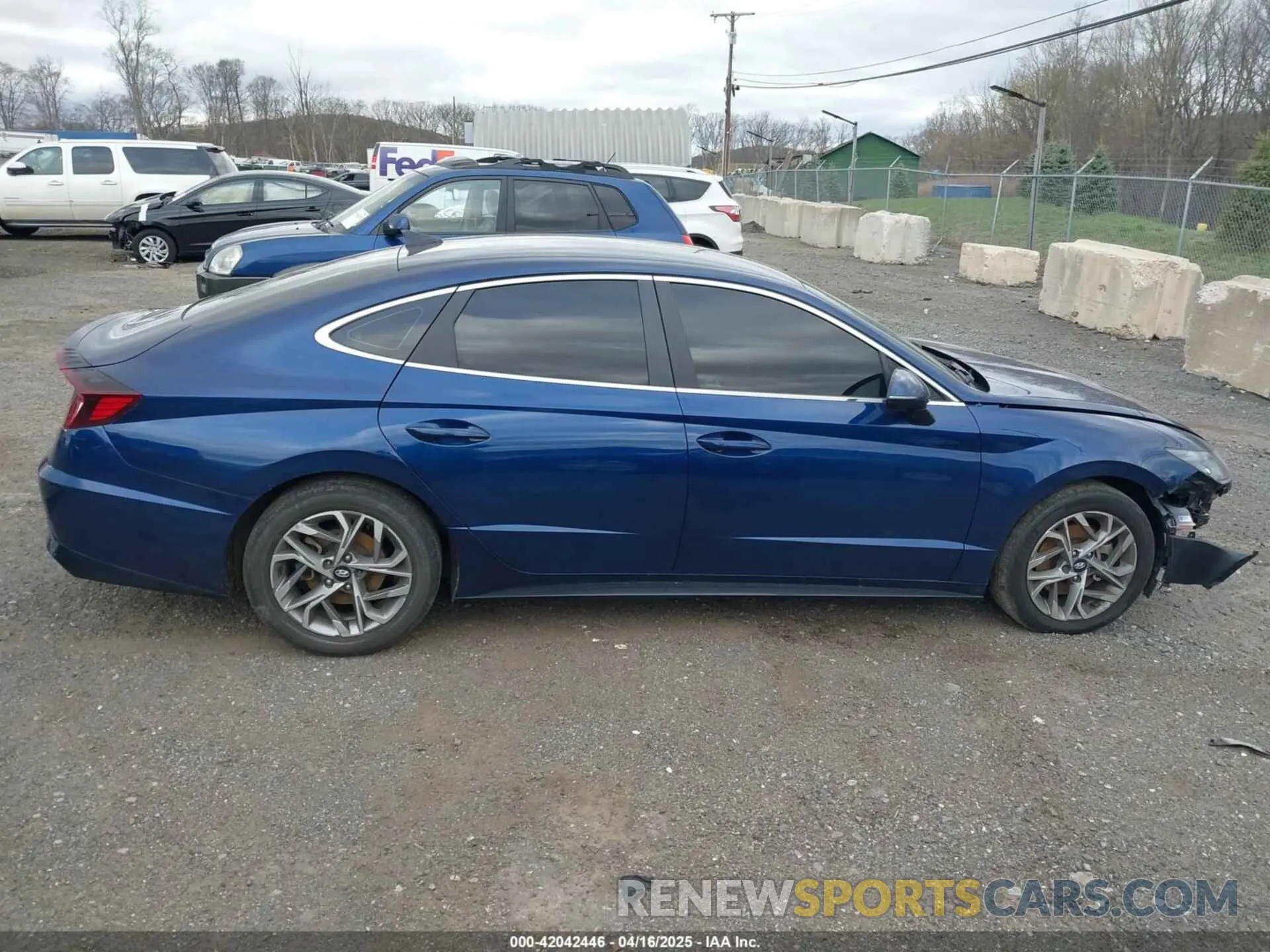 13 Photograph of a damaged car 5NPEL4JA2MH083953 HYUNDAI SONATA 2021
