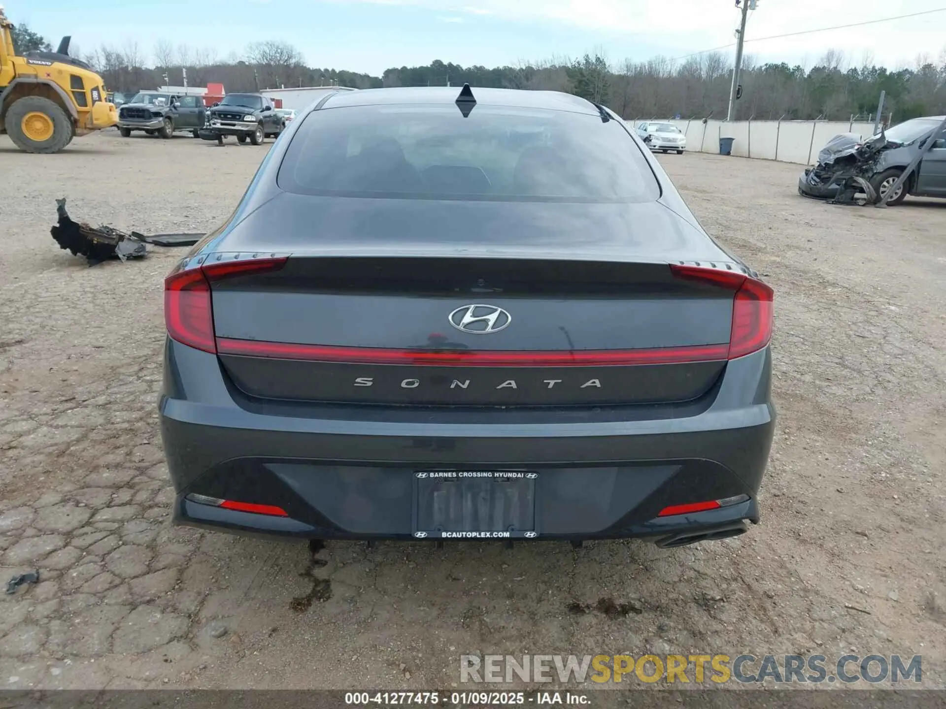 17 Photograph of a damaged car 5NPEL4JA2MH090515 HYUNDAI SONATA 2021