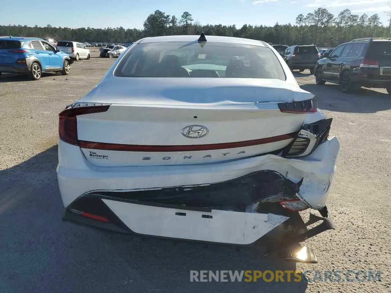 6 Photograph of a damaged car 5NPEL4JA4MH104043 HYUNDAI SONATA 2021