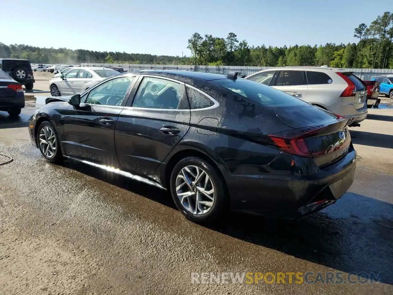 2 Photograph of a damaged car 5NPEL4JA5MH062997 HYUNDAI SONATA 2021