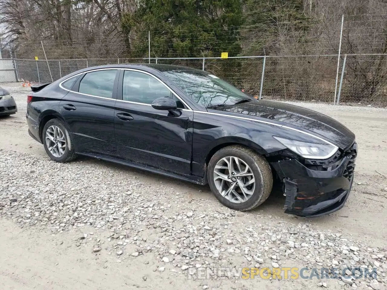 4 Photograph of a damaged car 5NPEL4JA6MH066752 HYUNDAI SONATA 2021