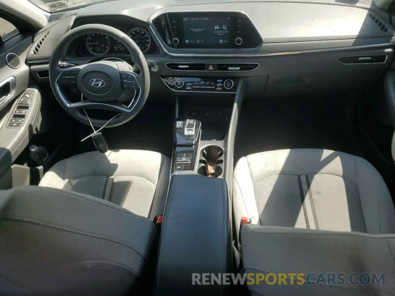 8 Photograph of a damaged car 5NPEL4JA7MH102495 HYUNDAI SONATA 2021