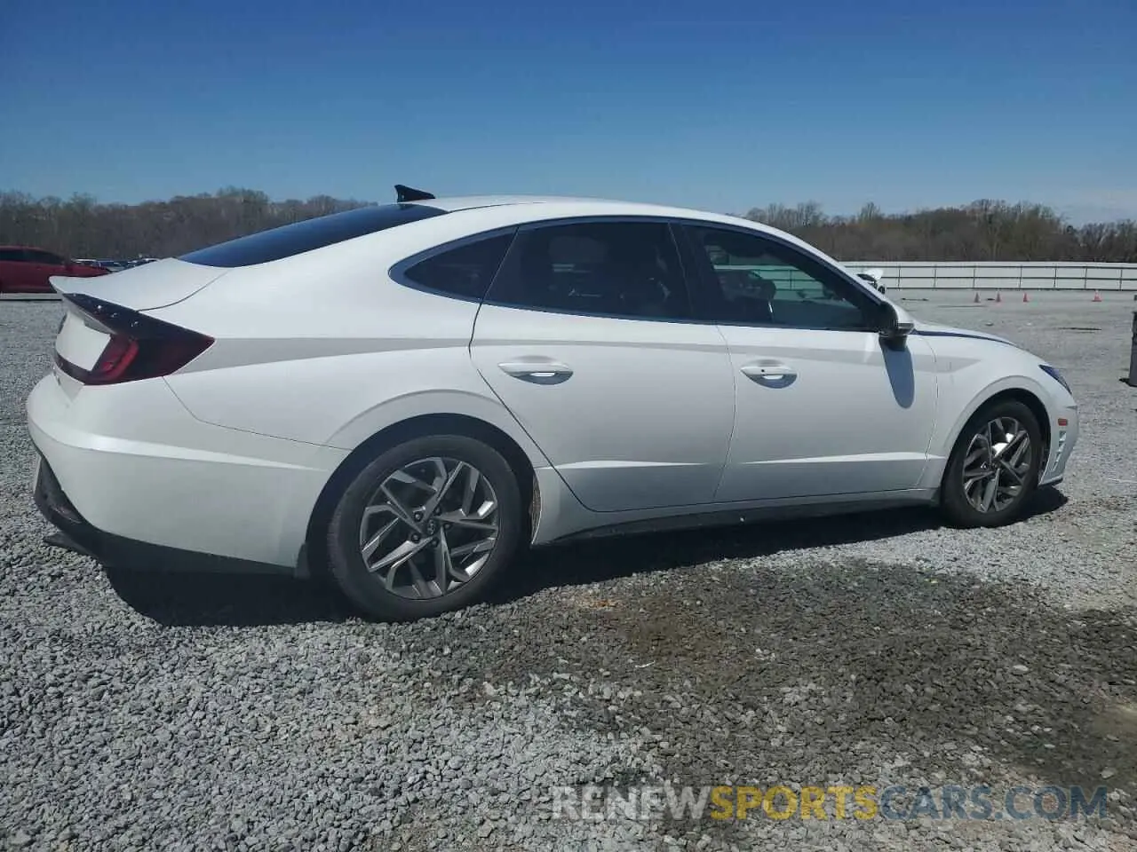 3 Photograph of a damaged car 5NPEL4JA8MH068079 HYUNDAI SONATA 2021