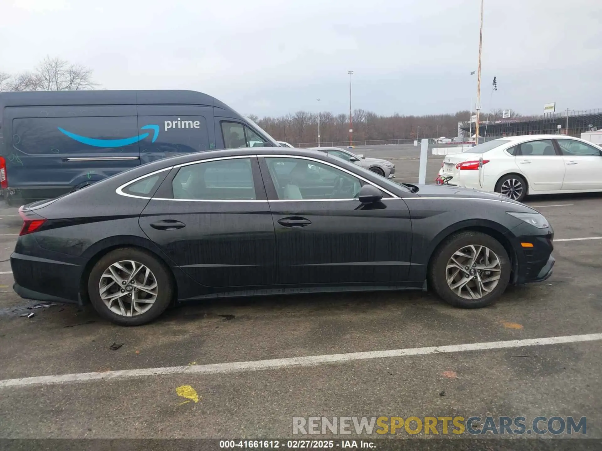 13 Photograph of a damaged car 5NPEL4JA8MH087540 HYUNDAI SONATA 2021