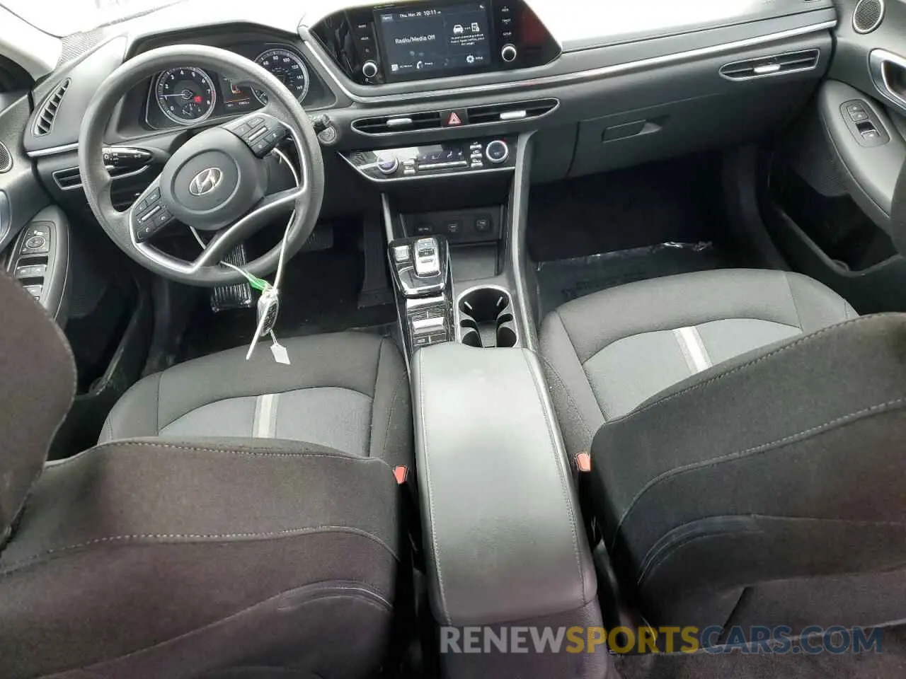 8 Photograph of a damaged car 5NPEL4JA9MH090446 HYUNDAI SONATA 2021