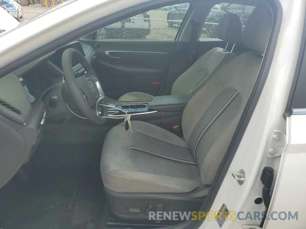 7 Photograph of a damaged car 5NPEL4JA9MH096618 HYUNDAI SONATA 2021