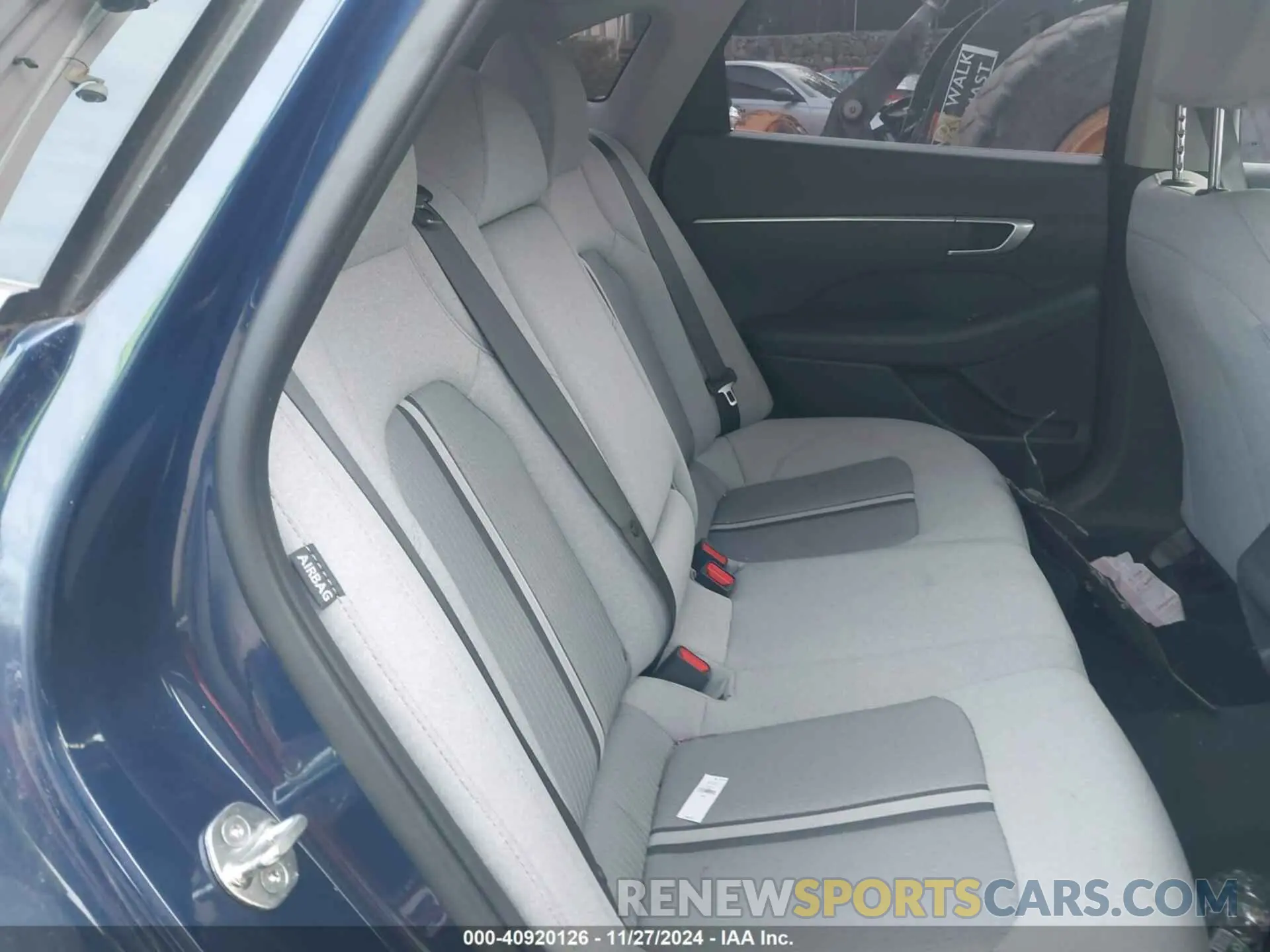 8 Photograph of a damaged car 5NPEL4JA9MH104670 HYUNDAI SONATA 2021