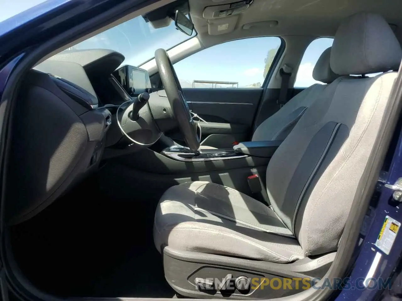 7 Photograph of a damaged car 5NPEL4JA9MH129732 HYUNDAI SONATA 2021