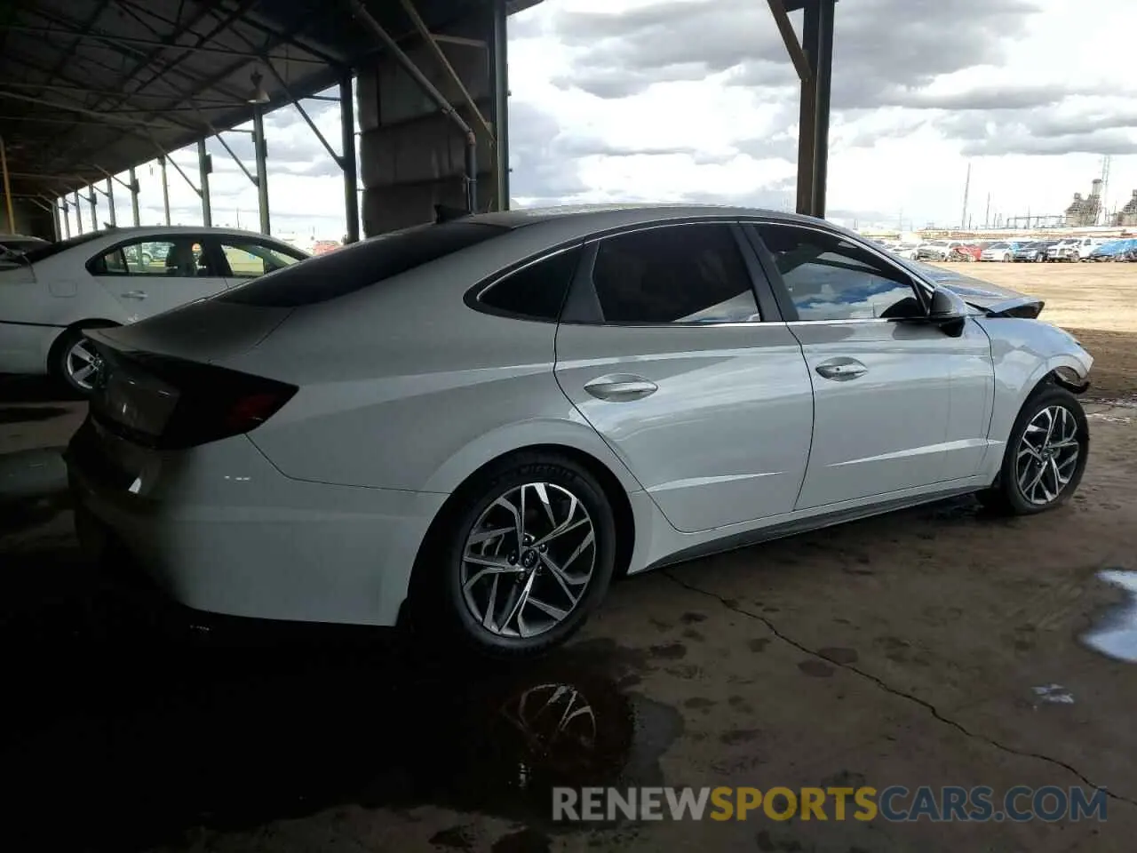 3 Photograph of a damaged car 5NPEL4JAXMH078371 HYUNDAI SONATA 2021