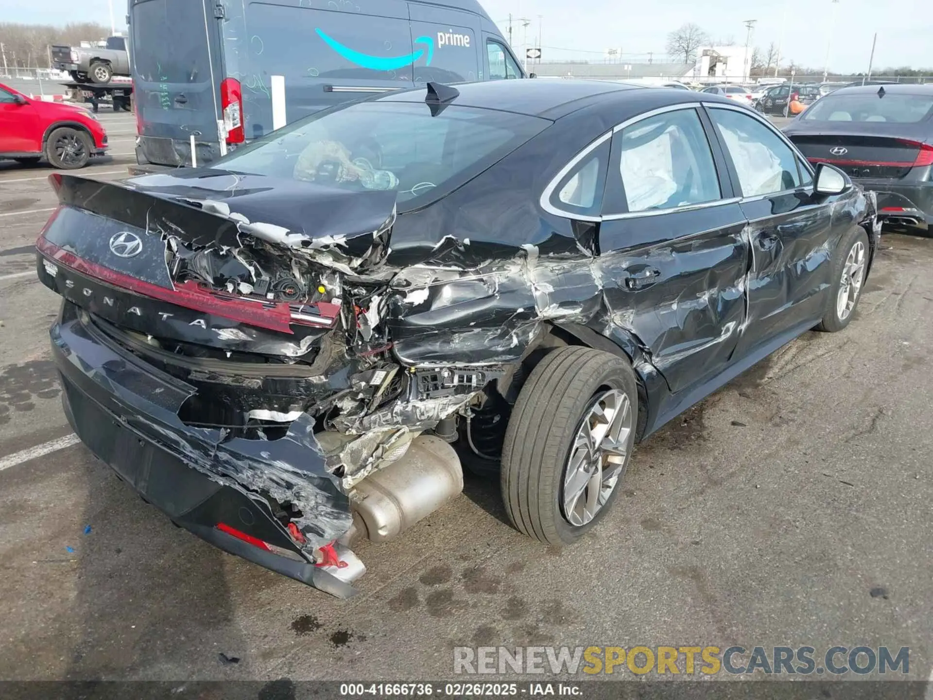 4 Photograph of a damaged car KMHL14JA0MA160383 HYUNDAI SONATA 2021