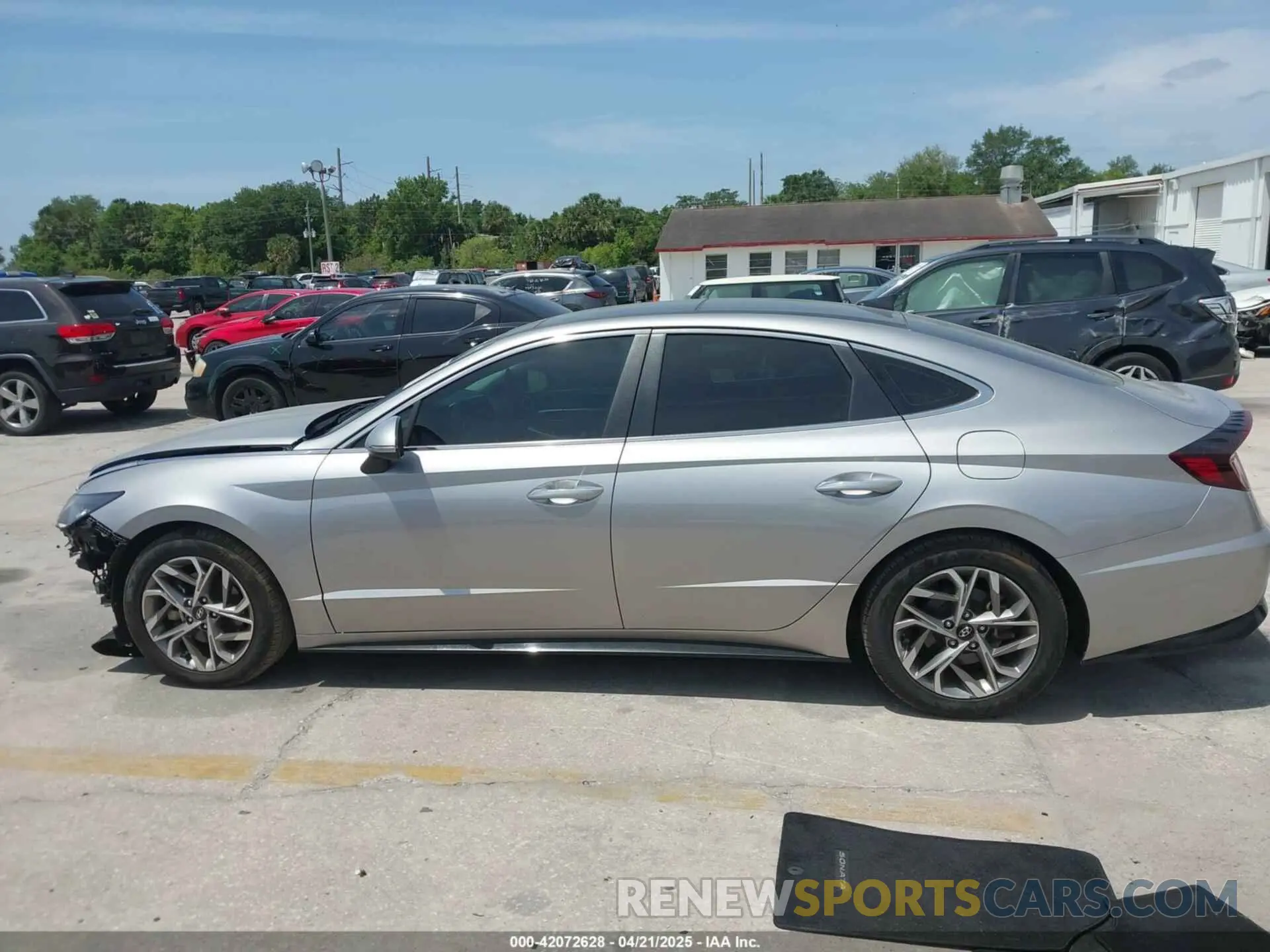 15 Photograph of a damaged car KMHL14JA4MA145062 HYUNDAI SONATA 2021