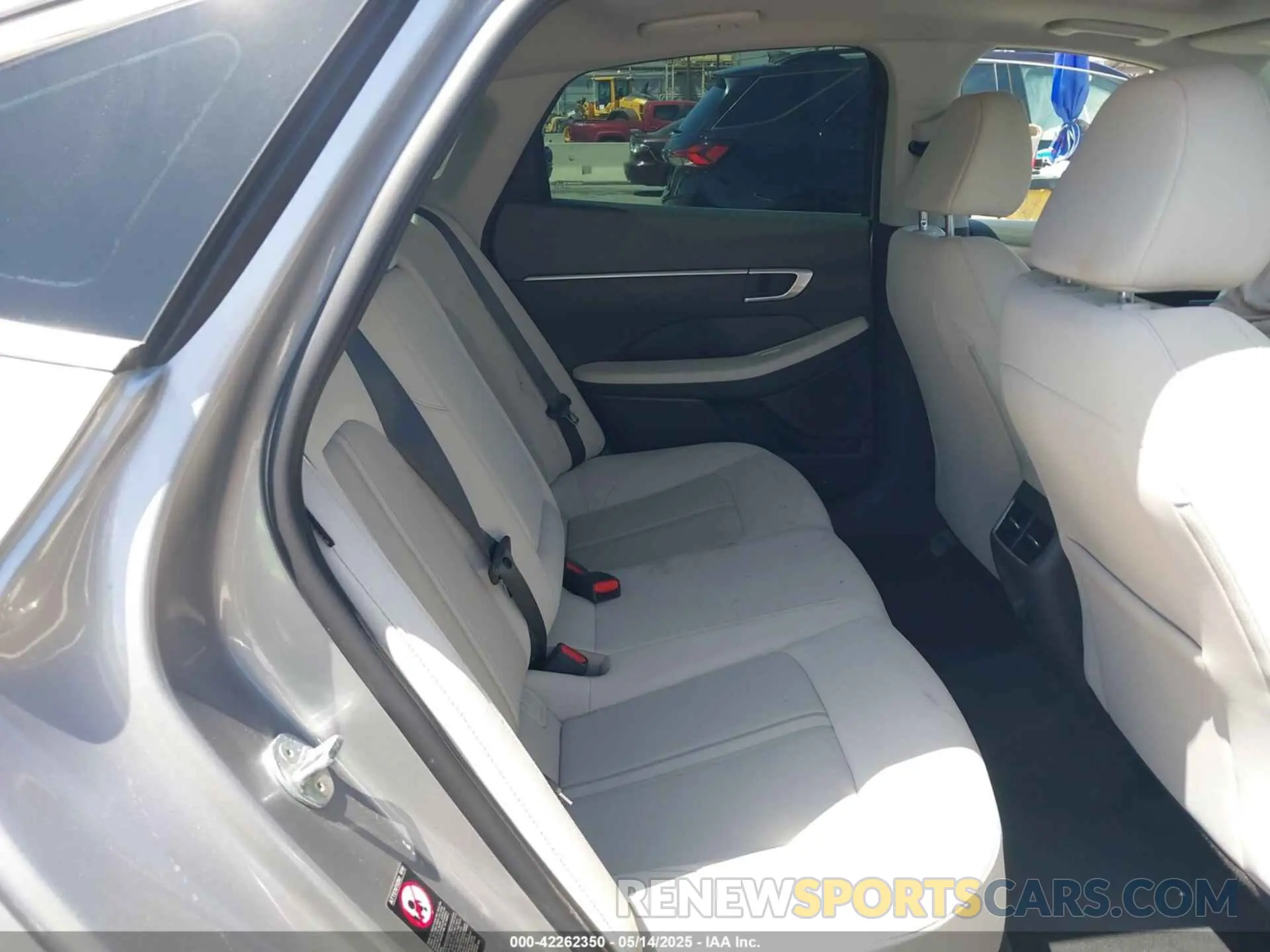8 Photograph of a damaged car KMHL14JA5MA155650 HYUNDAI SONATA 2021