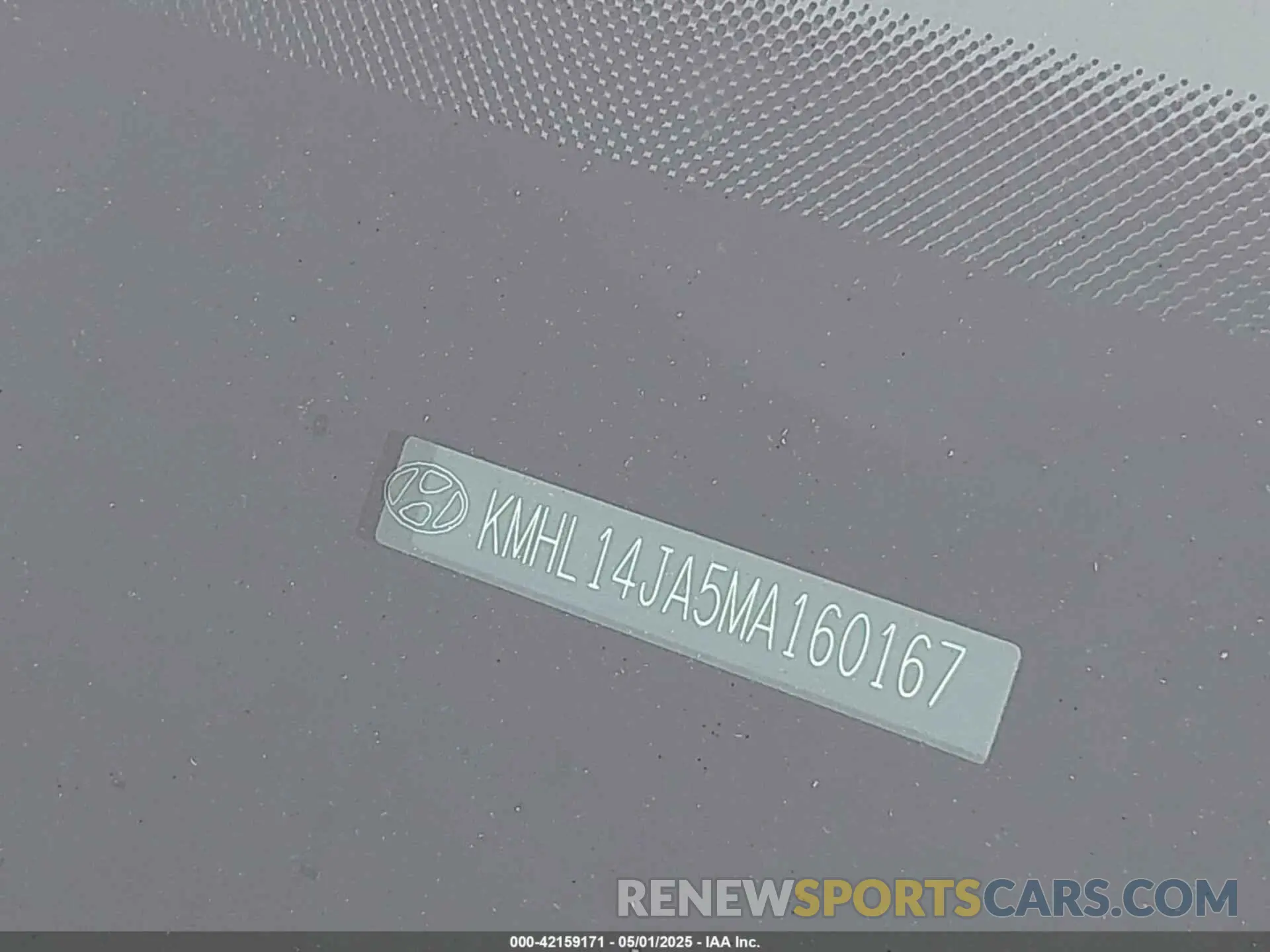 18 Photograph of a damaged car KMHL14JA5MA160167 HYUNDAI SONATA 2021