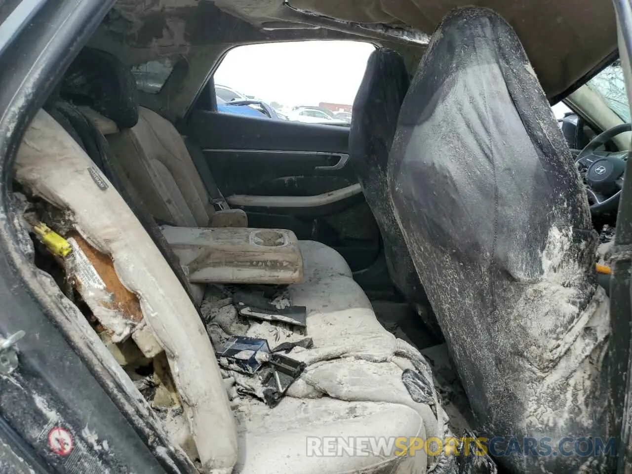 10 Photograph of a damaged car KMHL14JA7MA143788 HYUNDAI SONATA 2021