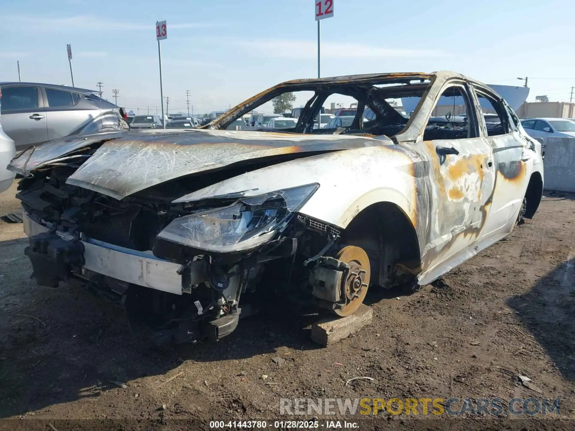 2 Photograph of a damaged car KMHL14JAXMA159550 HYUNDAI SONATA 2021
