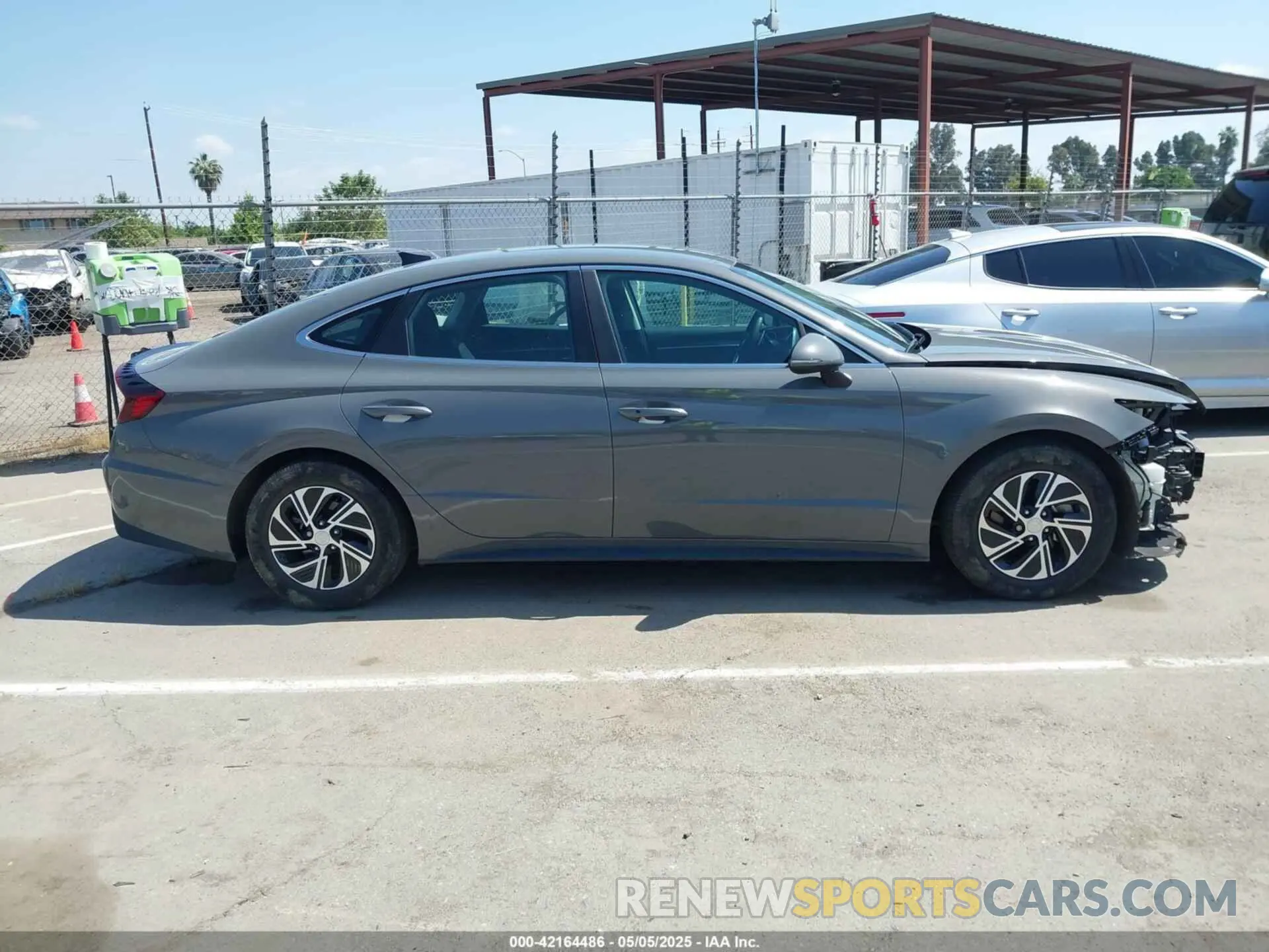 14 Photograph of a damaged car KMHL24JJ0MA020248 HYUNDAI SONATA 2021