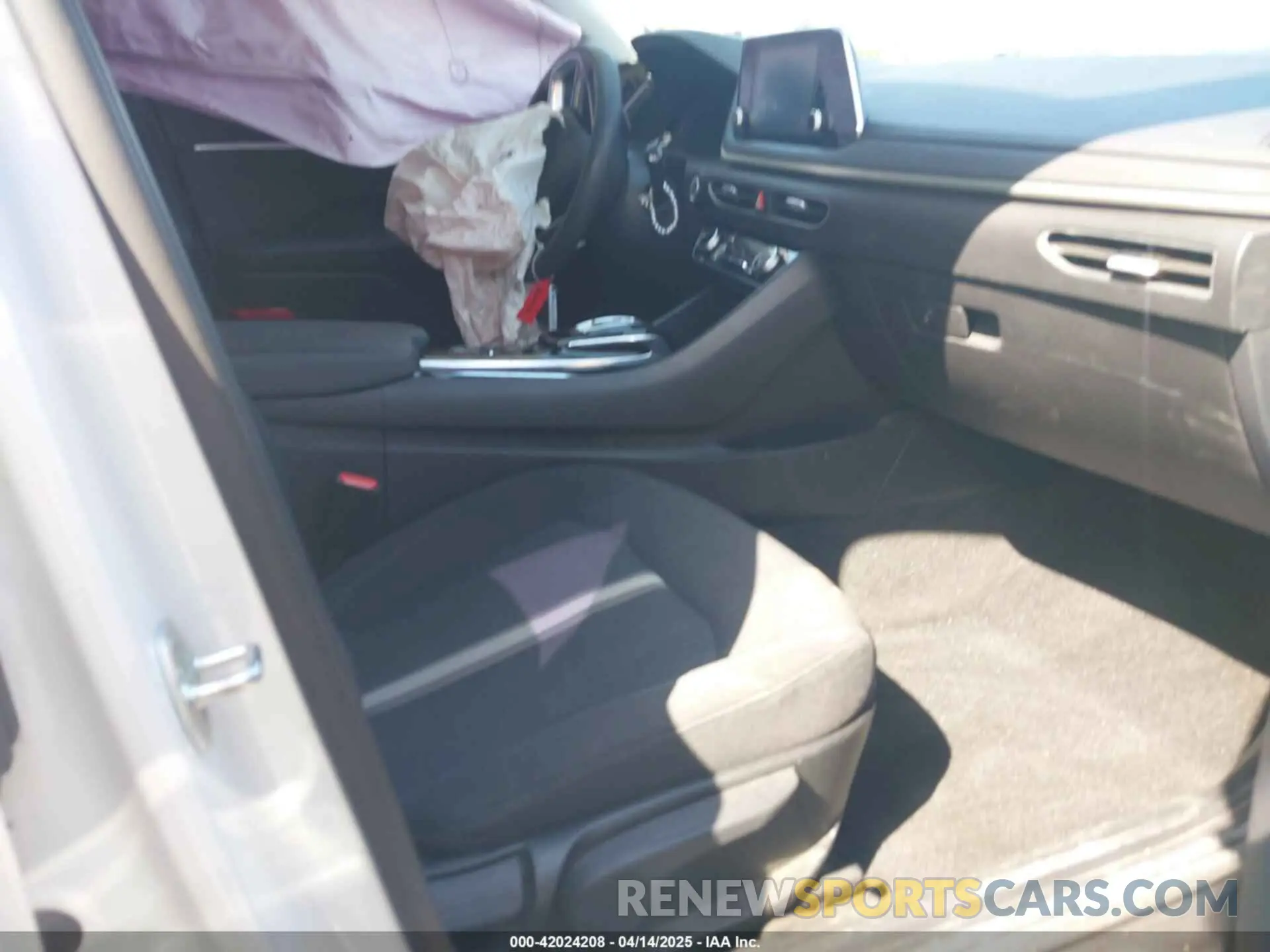 5 Photograph of a damaged car KMHL24JJ2MA033437 HYUNDAI SONATA 2021
