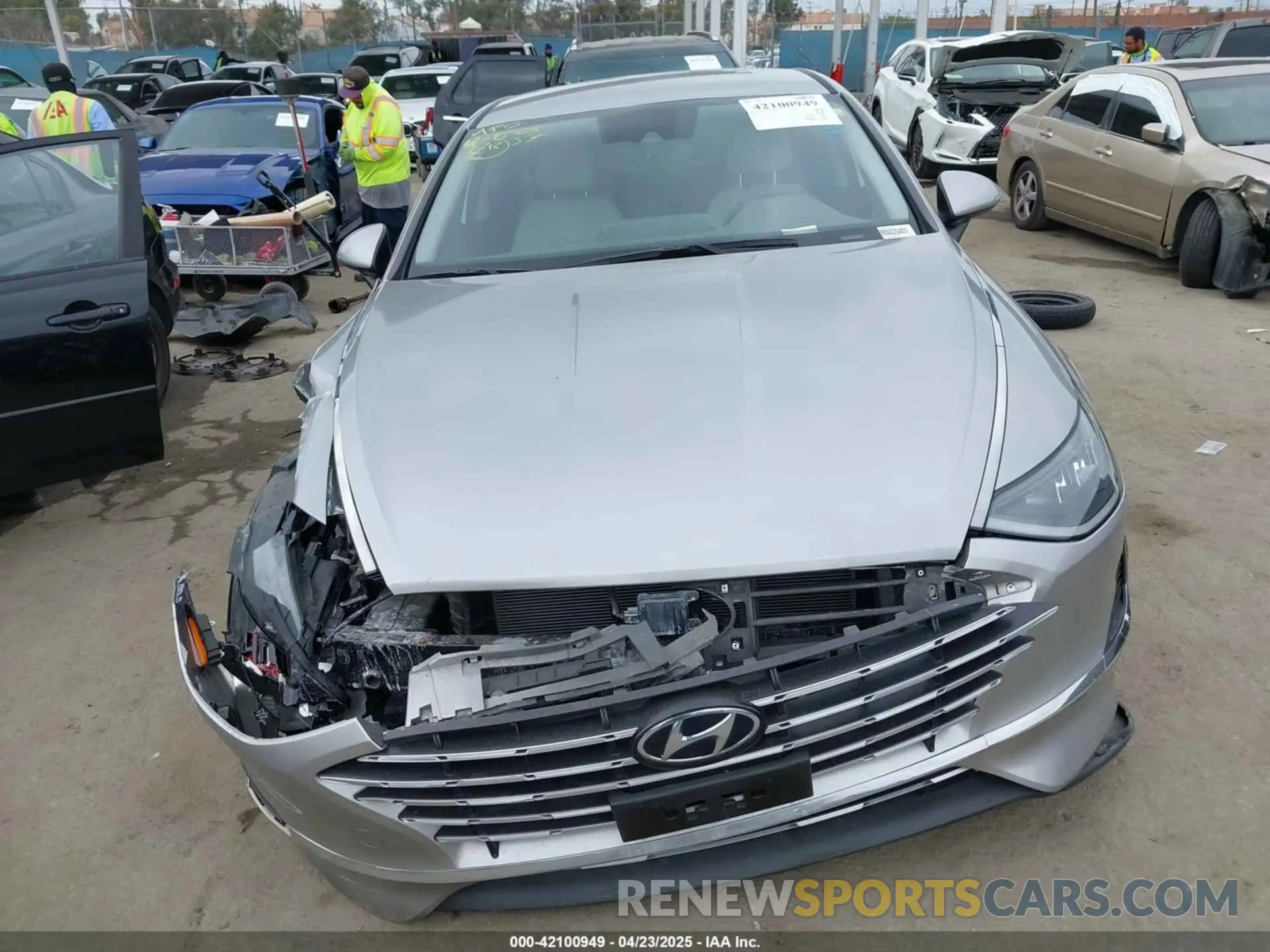 12 Photograph of a damaged car KMHL24JJ2MA035401 HYUNDAI SONATA 2021