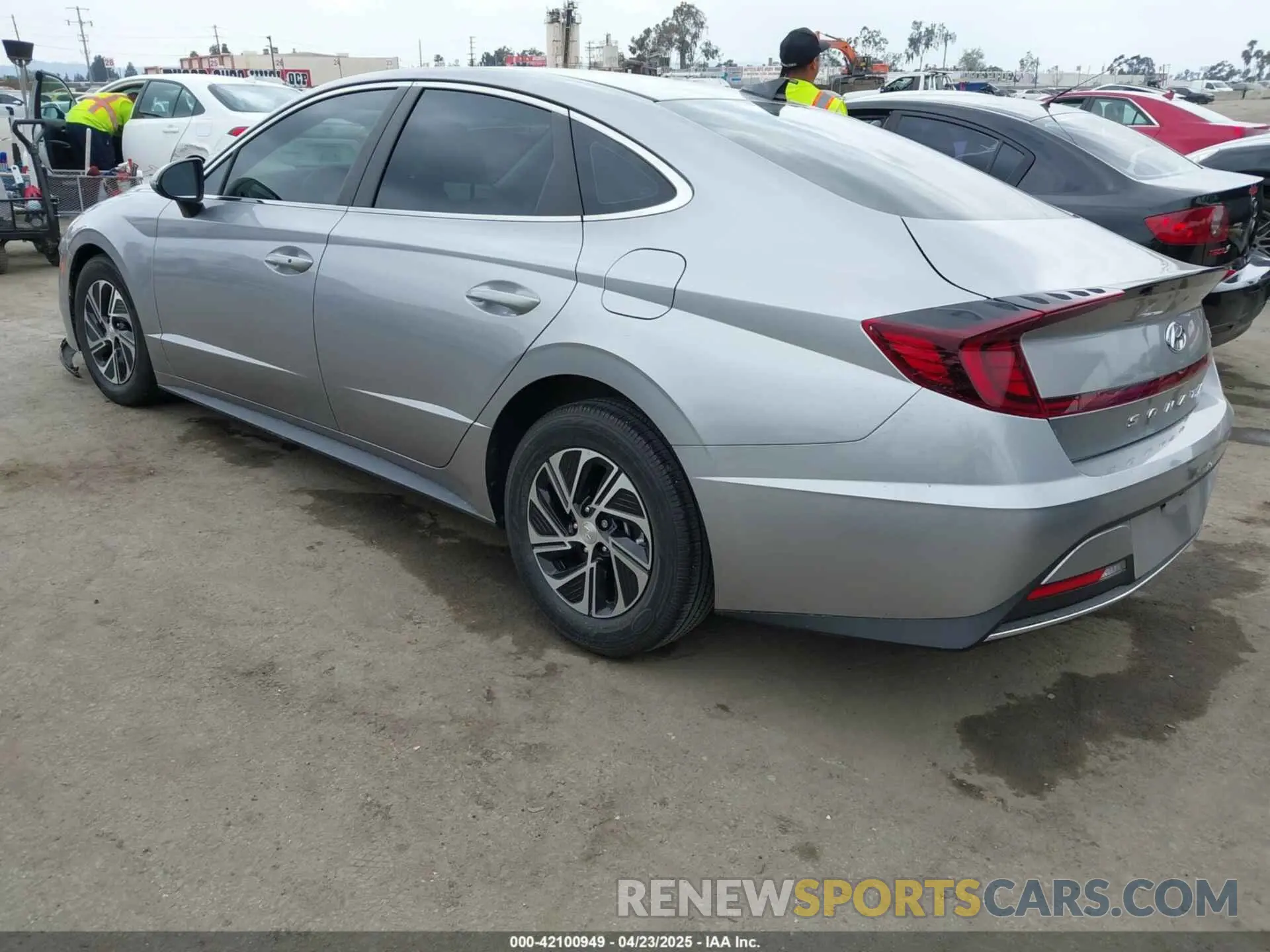 3 Photograph of a damaged car KMHL24JJ2MA035401 HYUNDAI SONATA 2021