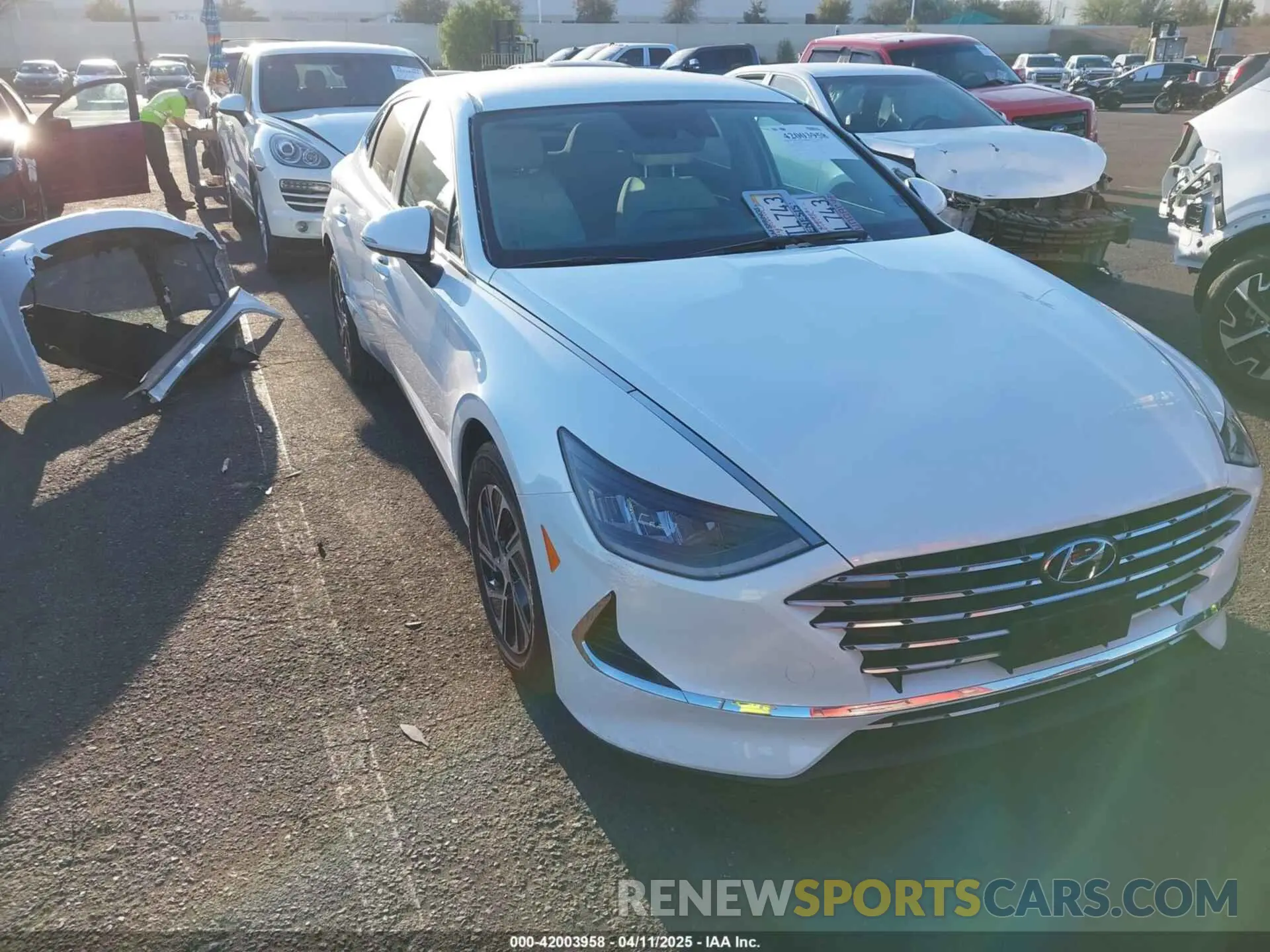 1 Photograph of a damaged car KMHL24JJ5MA035473 HYUNDAI SONATA 2021