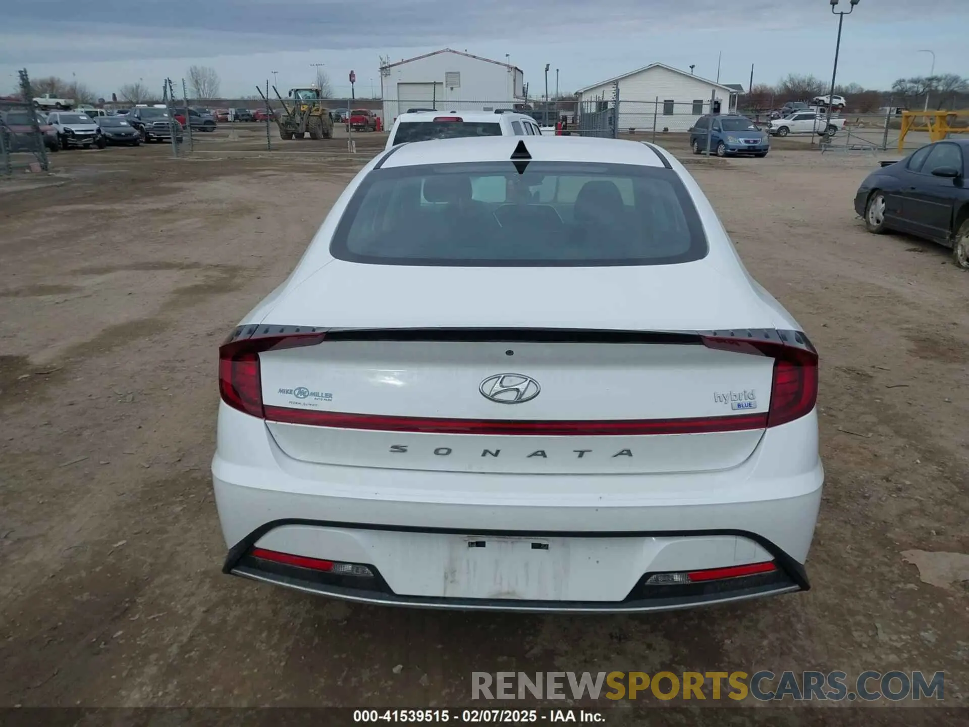 16 Photograph of a damaged car KMHL24JJ6MA033392 HYUNDAI SONATA 2021