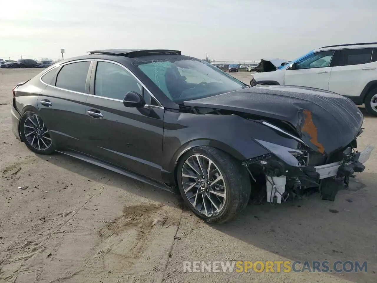 4 Photograph of a damaged car KMHL34J20MA156062 HYUNDAI SONATA 2021