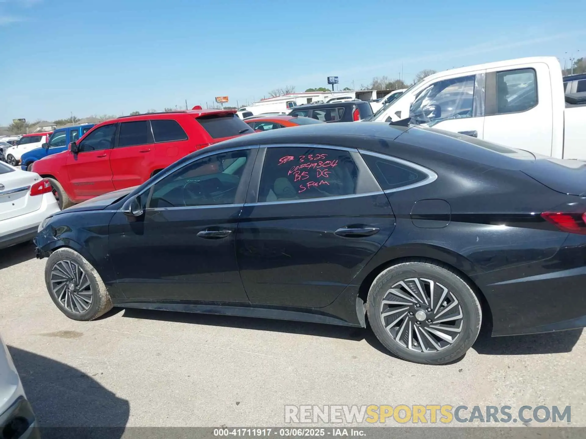 14 Photograph of a damaged car KMHL34JJ5MA023871 HYUNDAI SONATA 2021