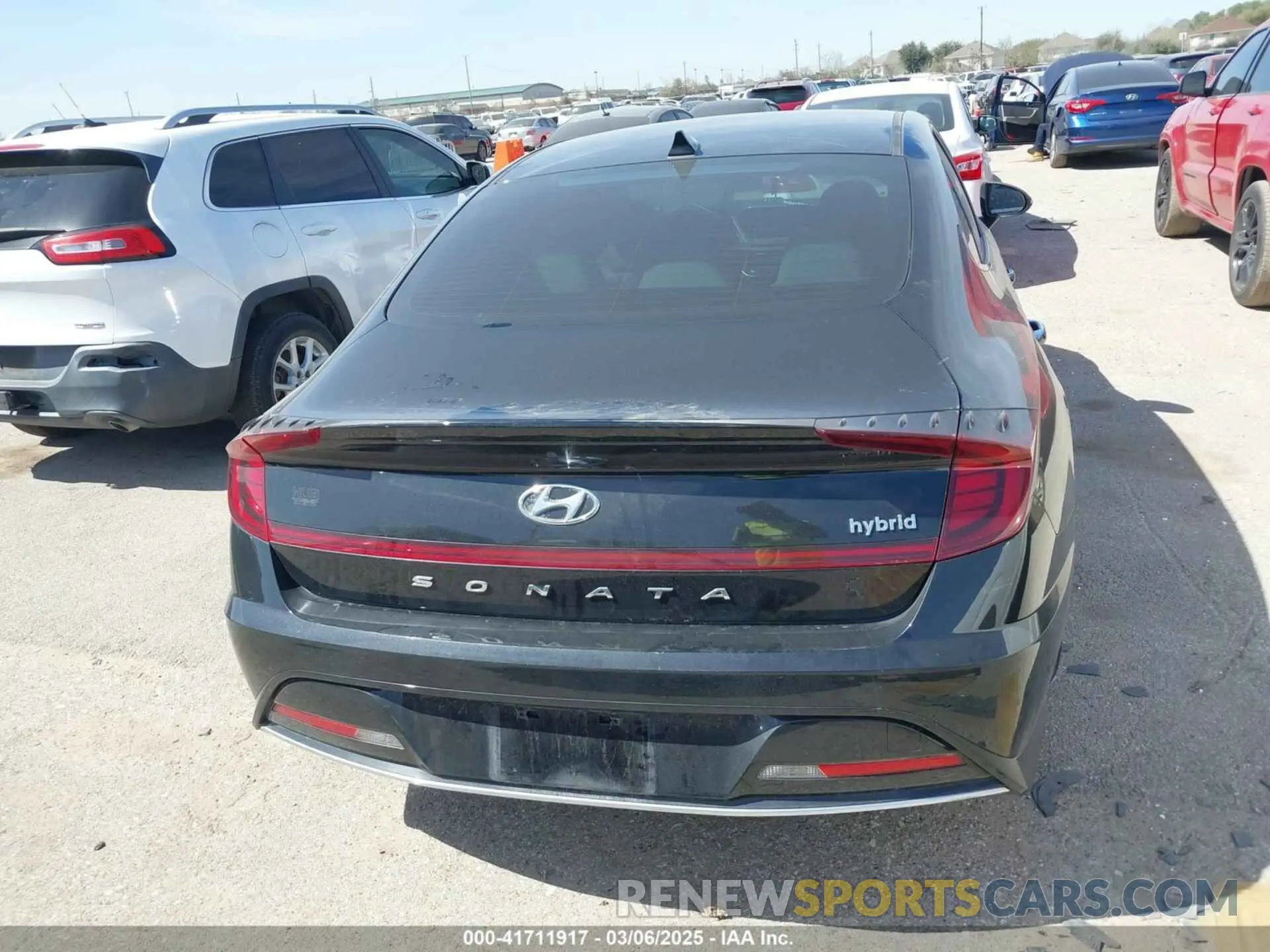 16 Photograph of a damaged car KMHL34JJ5MA023871 HYUNDAI SONATA 2021