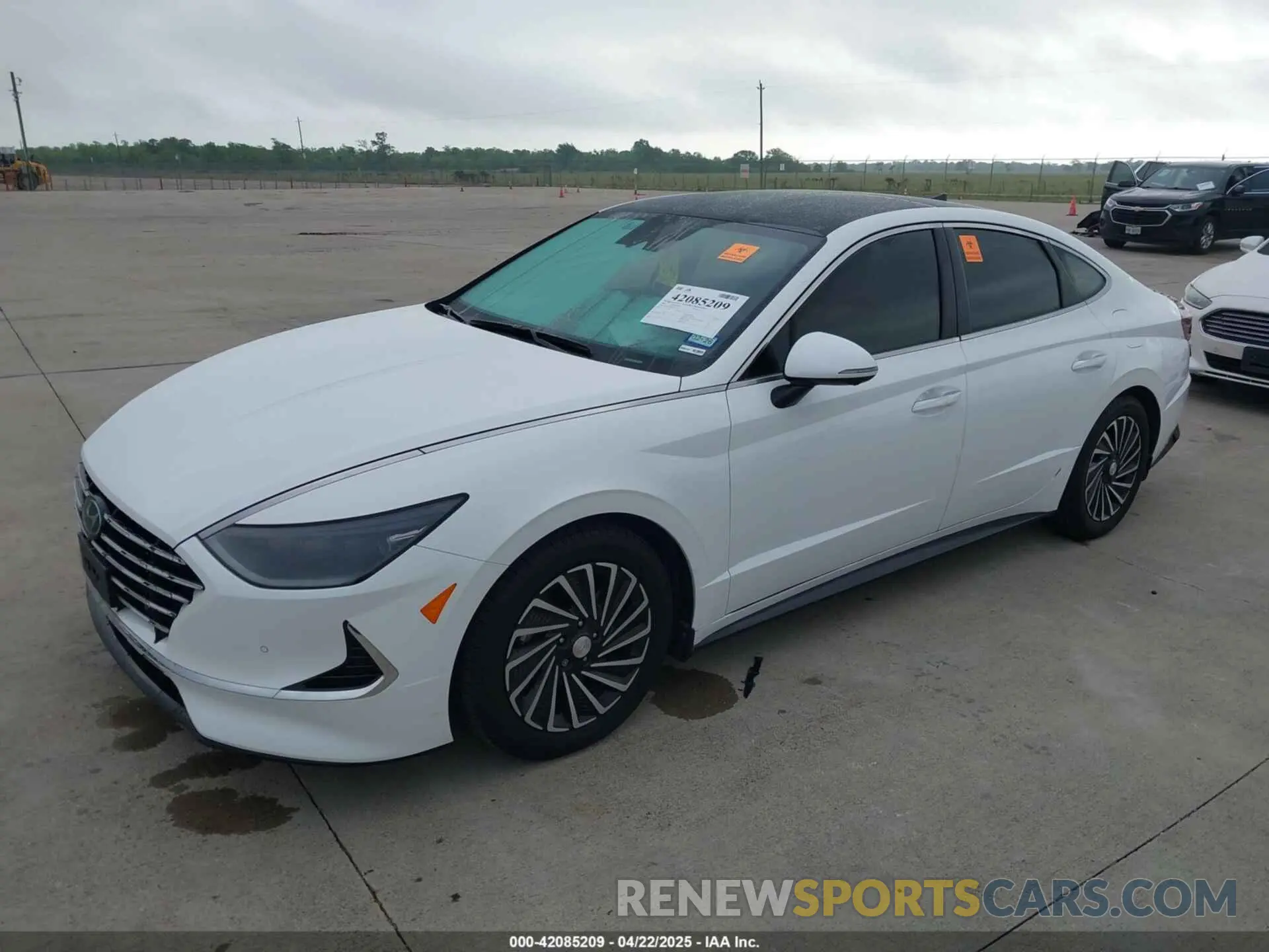 2 Photograph of a damaged car KMHL54JJ6MA021959 HYUNDAI SONATA 2021