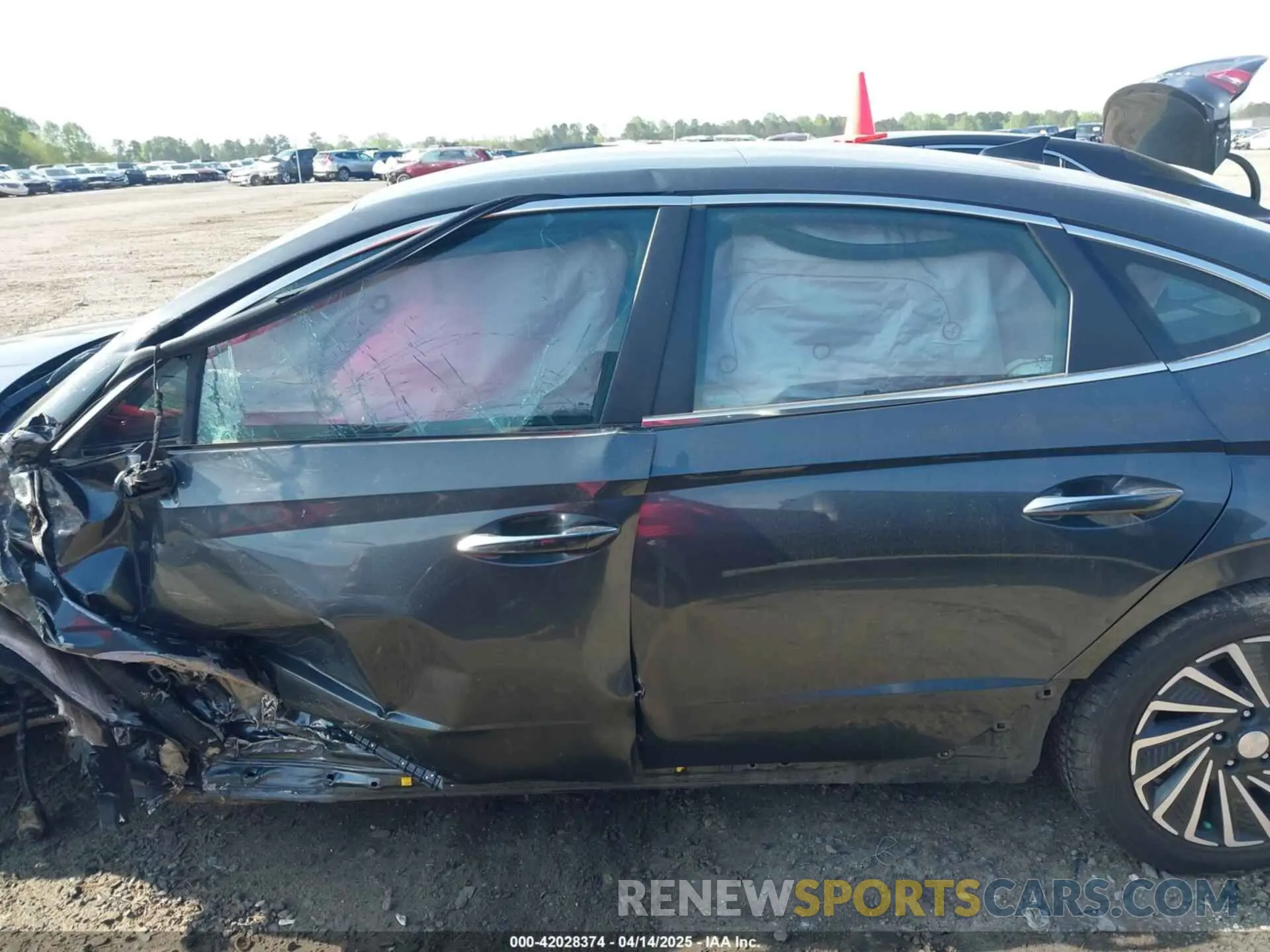 15 Photograph of a damaged car KMHL54JJ6MA027373 HYUNDAI SONATA 2021