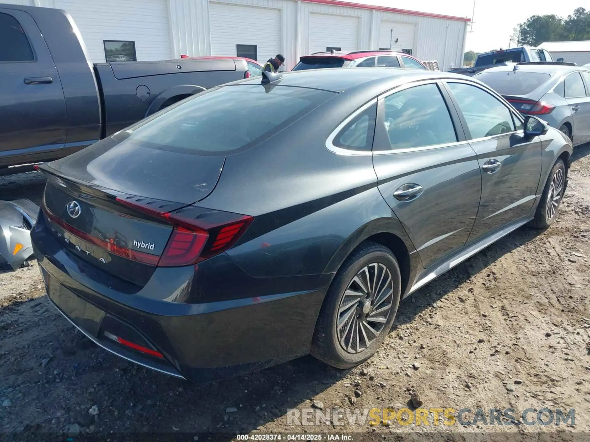4 Photograph of a damaged car KMHL54JJ6MA027373 HYUNDAI SONATA 2021