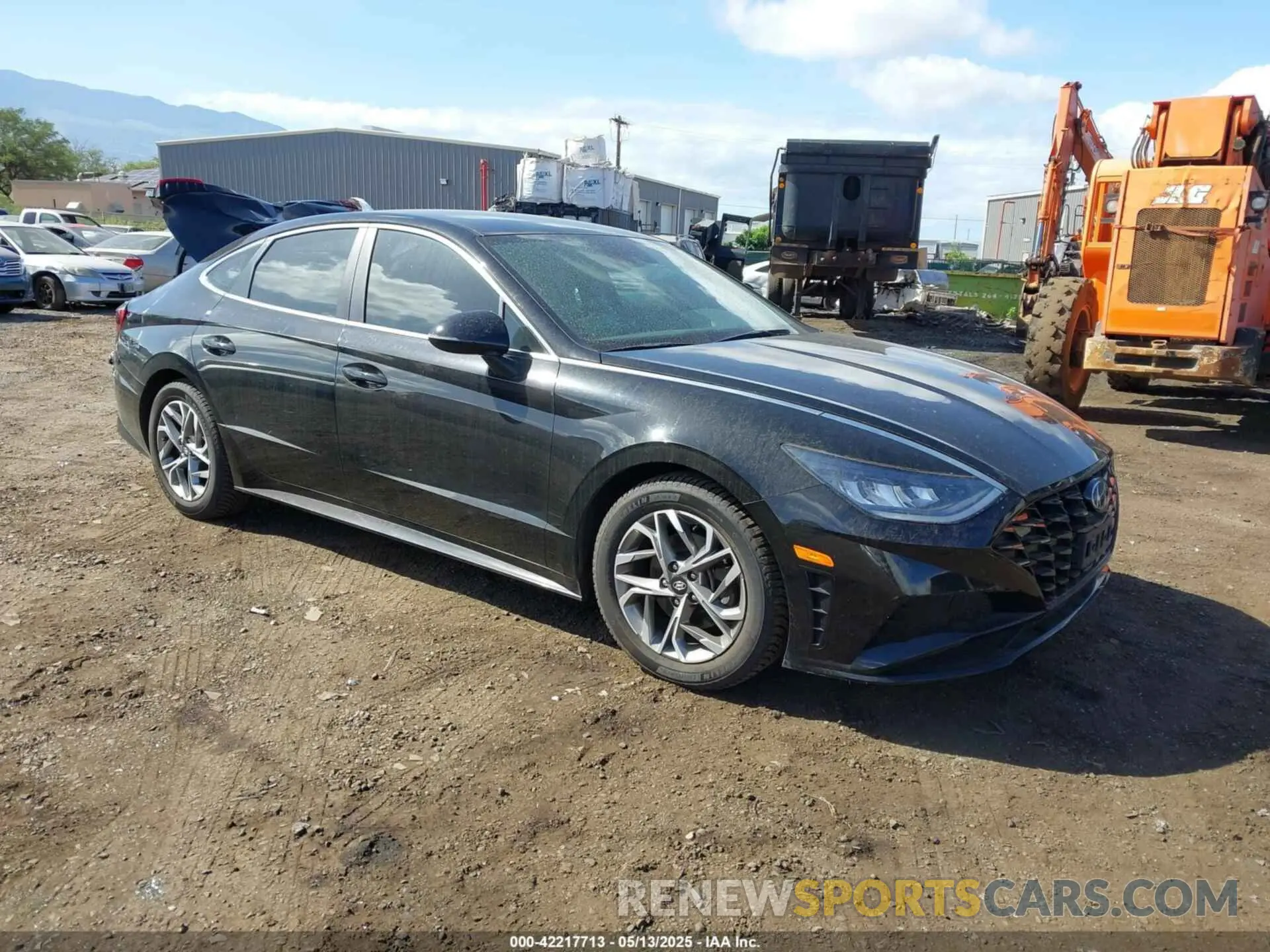 1 Photograph of a damaged car KMHL64JA0MA158957 HYUNDAI SONATA 2021