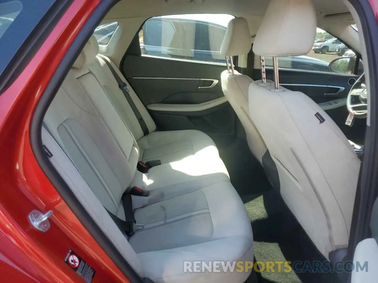 10 Photograph of a damaged car KMHL64JA1MA146140 HYUNDAI SONATA 2021