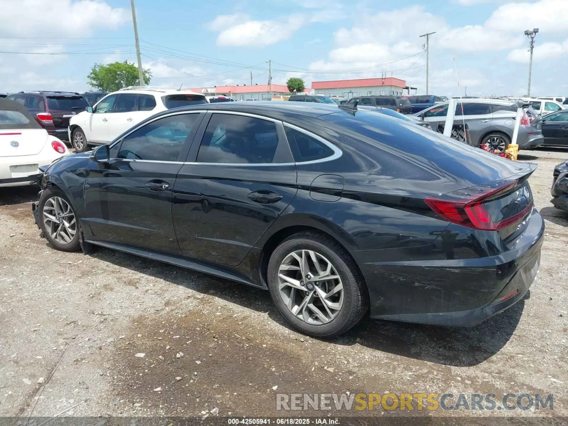 14 Photograph of a damaged car KMHL64JA3MA147029 HYUNDAI SONATA 2021