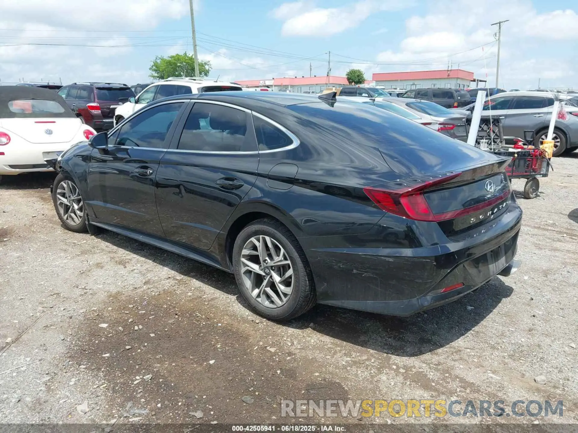 3 Photograph of a damaged car KMHL64JA3MA147029 HYUNDAI SONATA 2021